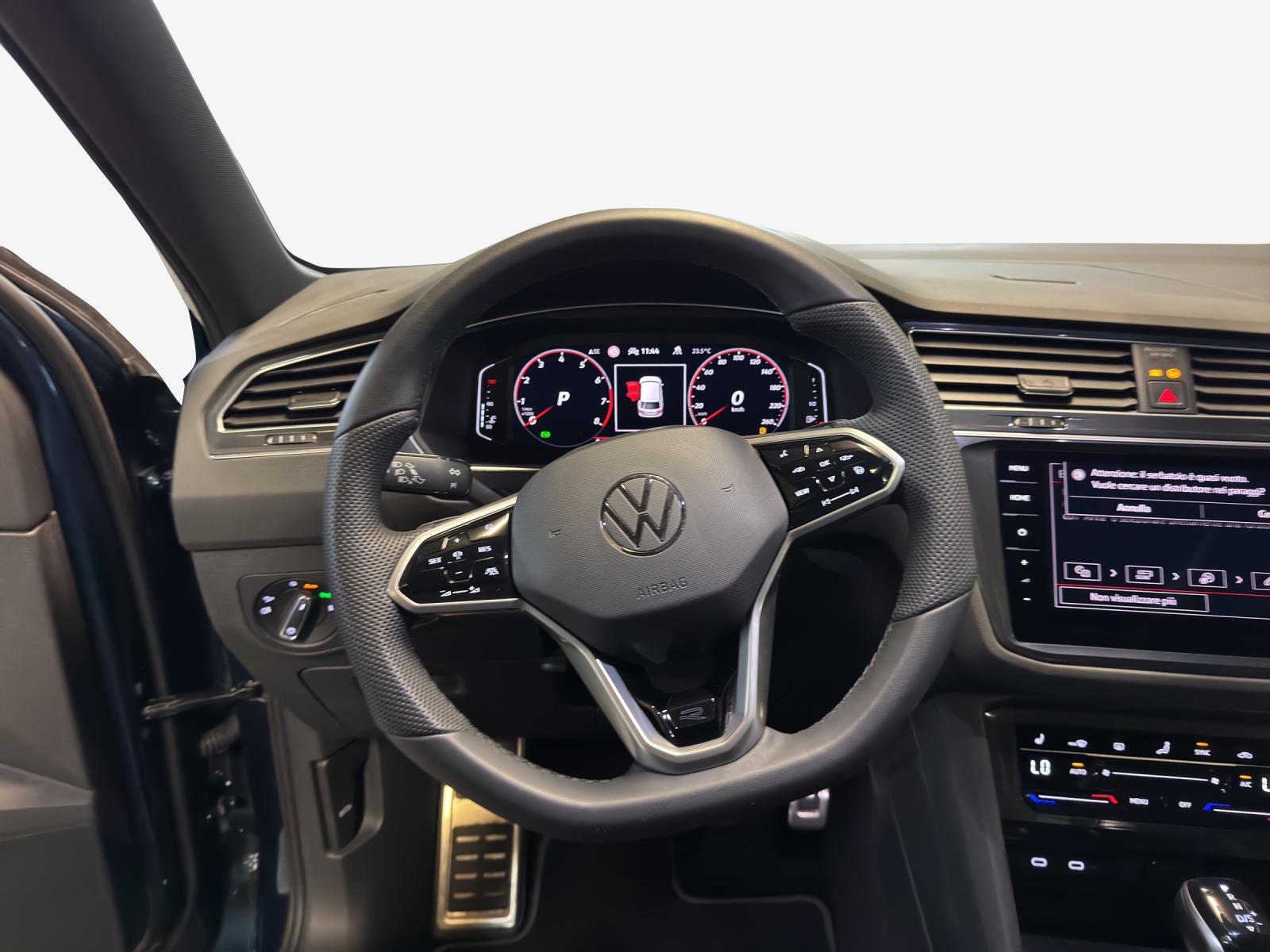 VW Tiguan 2.0TSI R-Line 4Motion DSG-image-9