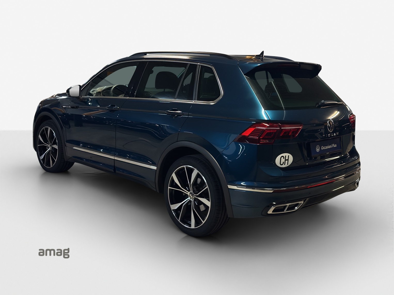 VW Tiguan 2.0TSI R-Line 4Motion DSG-image-2