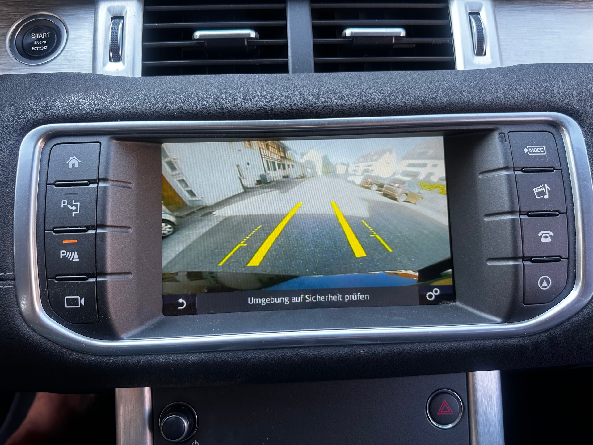 LAND ROVER Range Rover Evoque 2.0 TD4 HSE Dynamic AT9-image-9