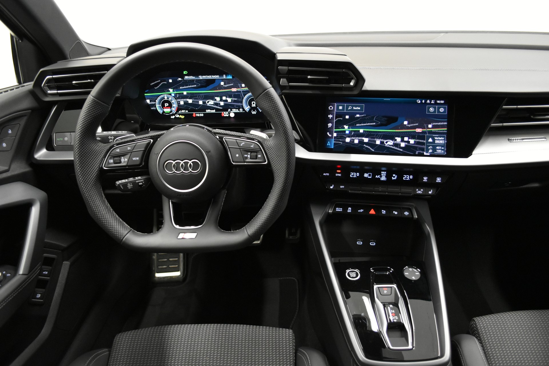AUDI A3 Sportback 45 TFSI e S line S-tronic Attraction-image-4