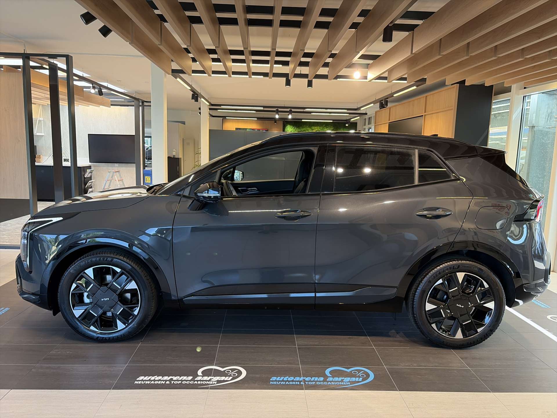 KIA Sportage 1.6T-GDi HEV GT-Line 239PS 4x4 Automat NEUES MODELL-image-11