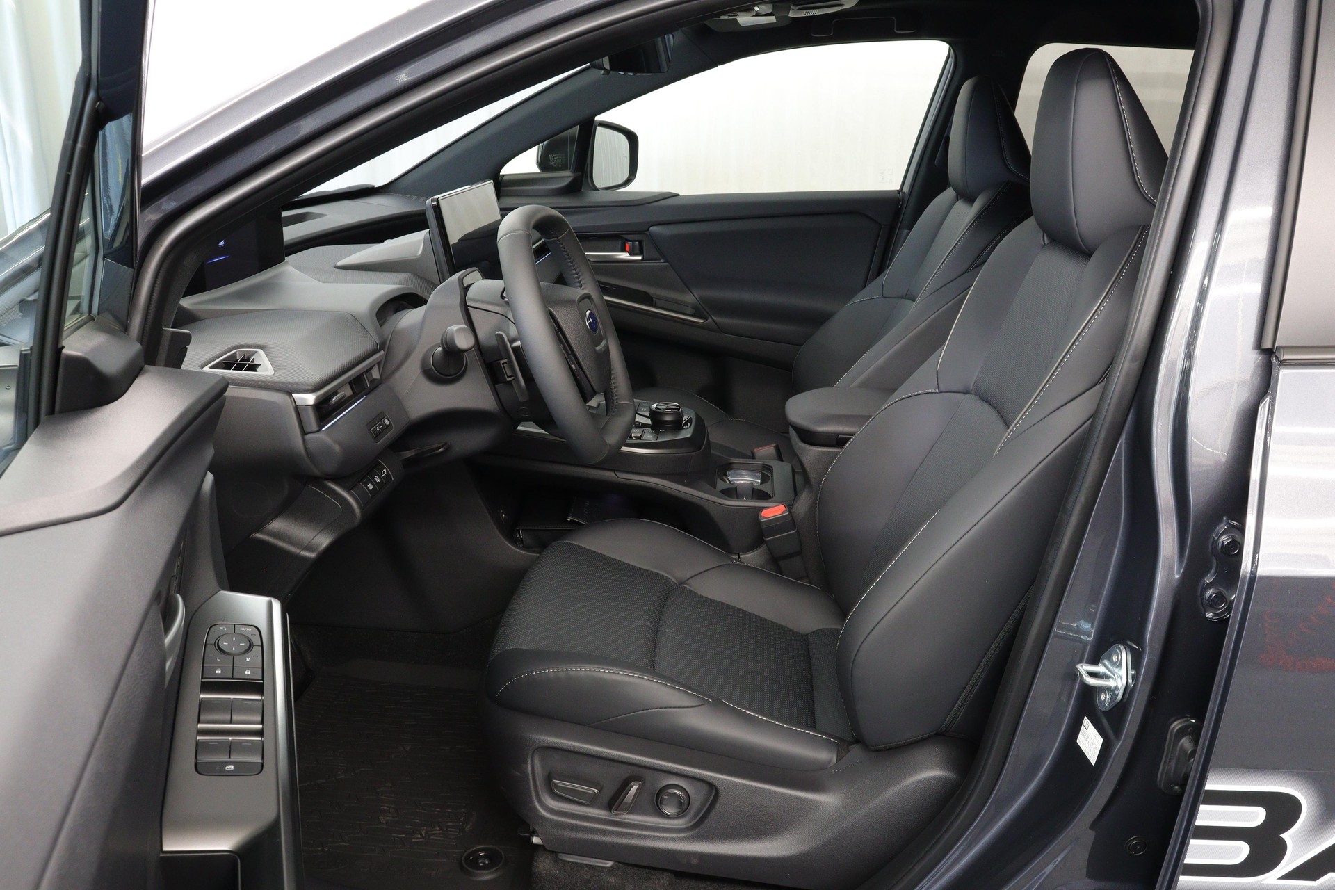 SUBARU E-Outback eV Luxury AWD-showroom-element-2