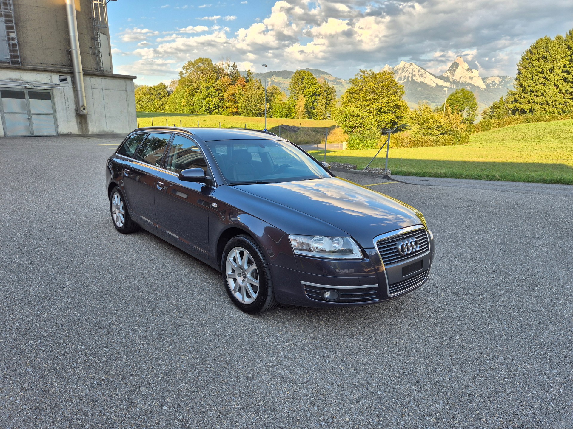 AUDI A6 Avant 2.4 V6-image-3