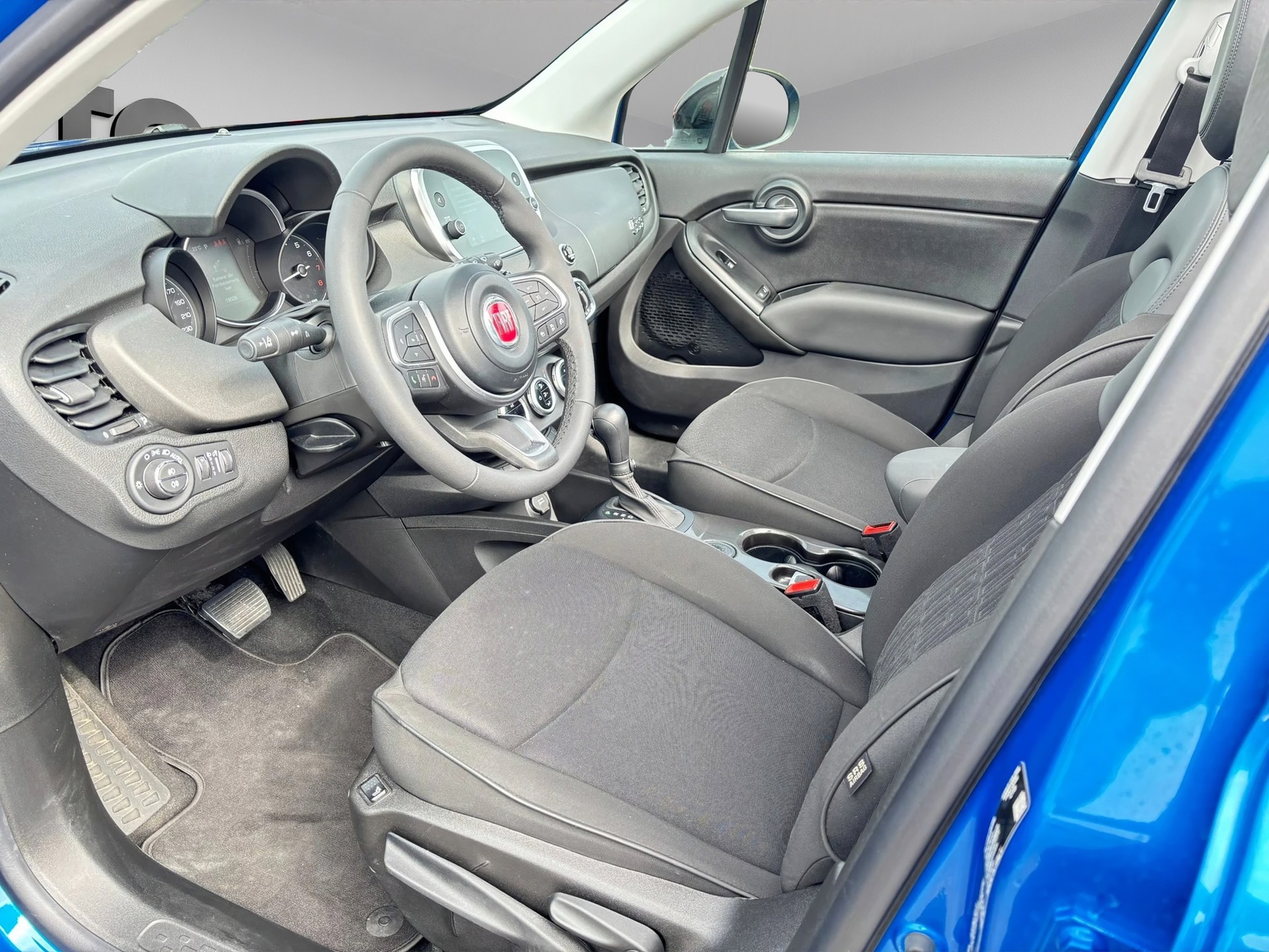 FIAT 500 X 1.5 Hybrid Dolcevita Swiss Edition-image-7