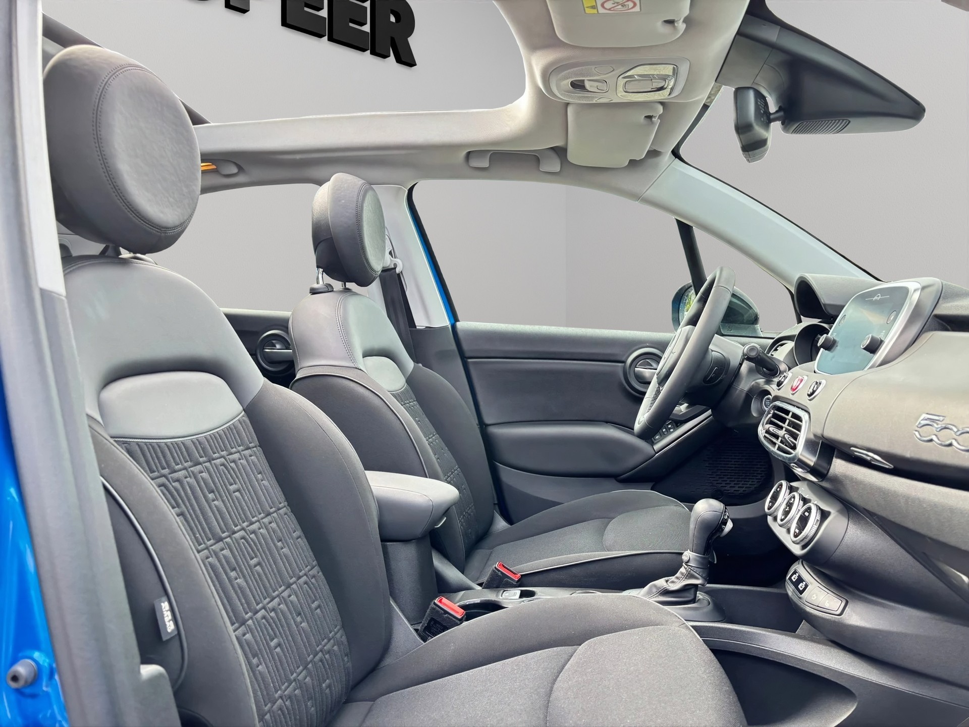 FIAT 500 X 1.5 Hybrid Dolcevita Swiss Edition-image-11