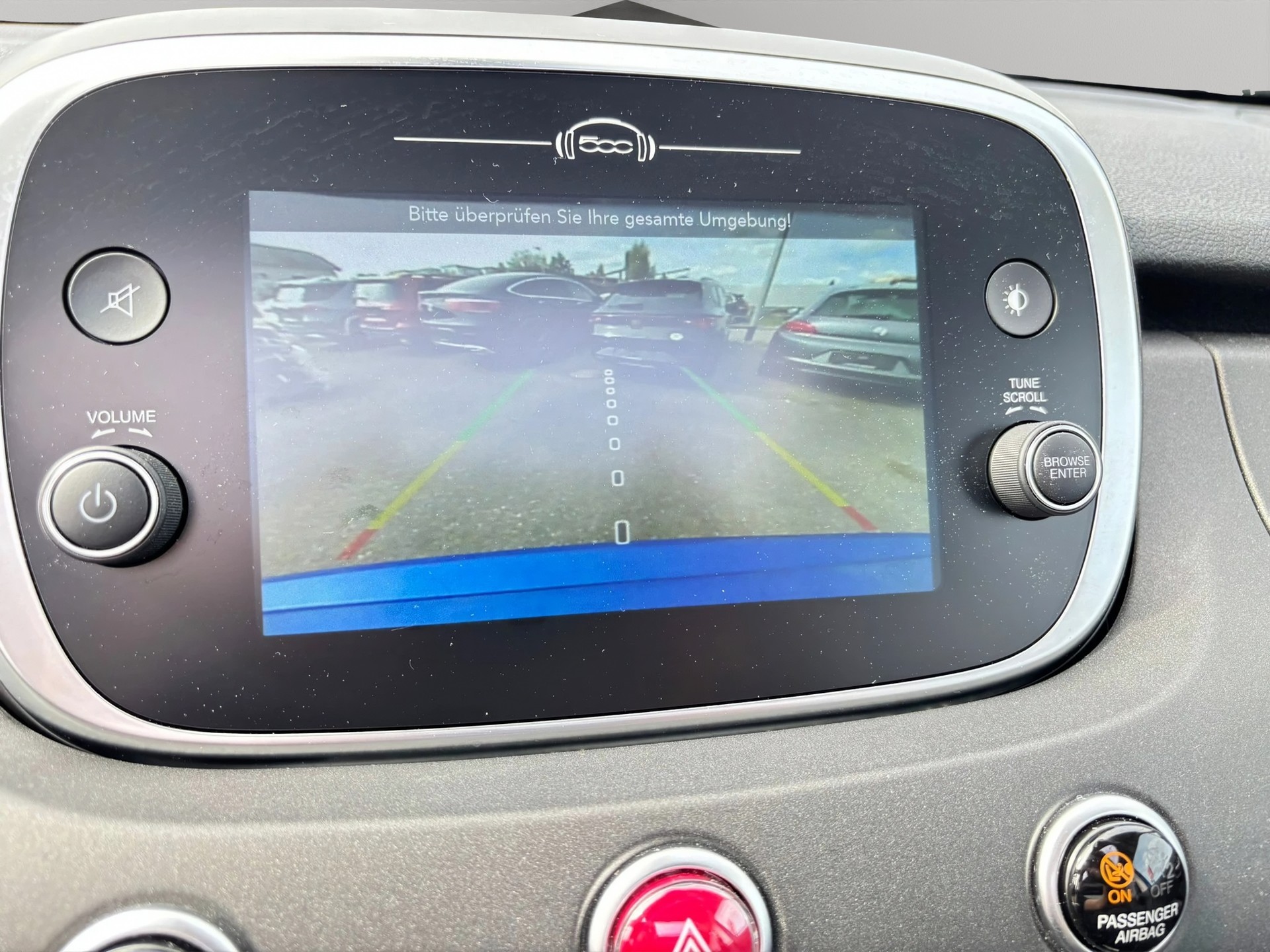 FIAT 500 X 1.5 Hybrid Dolcevita Swiss Edition-image-9