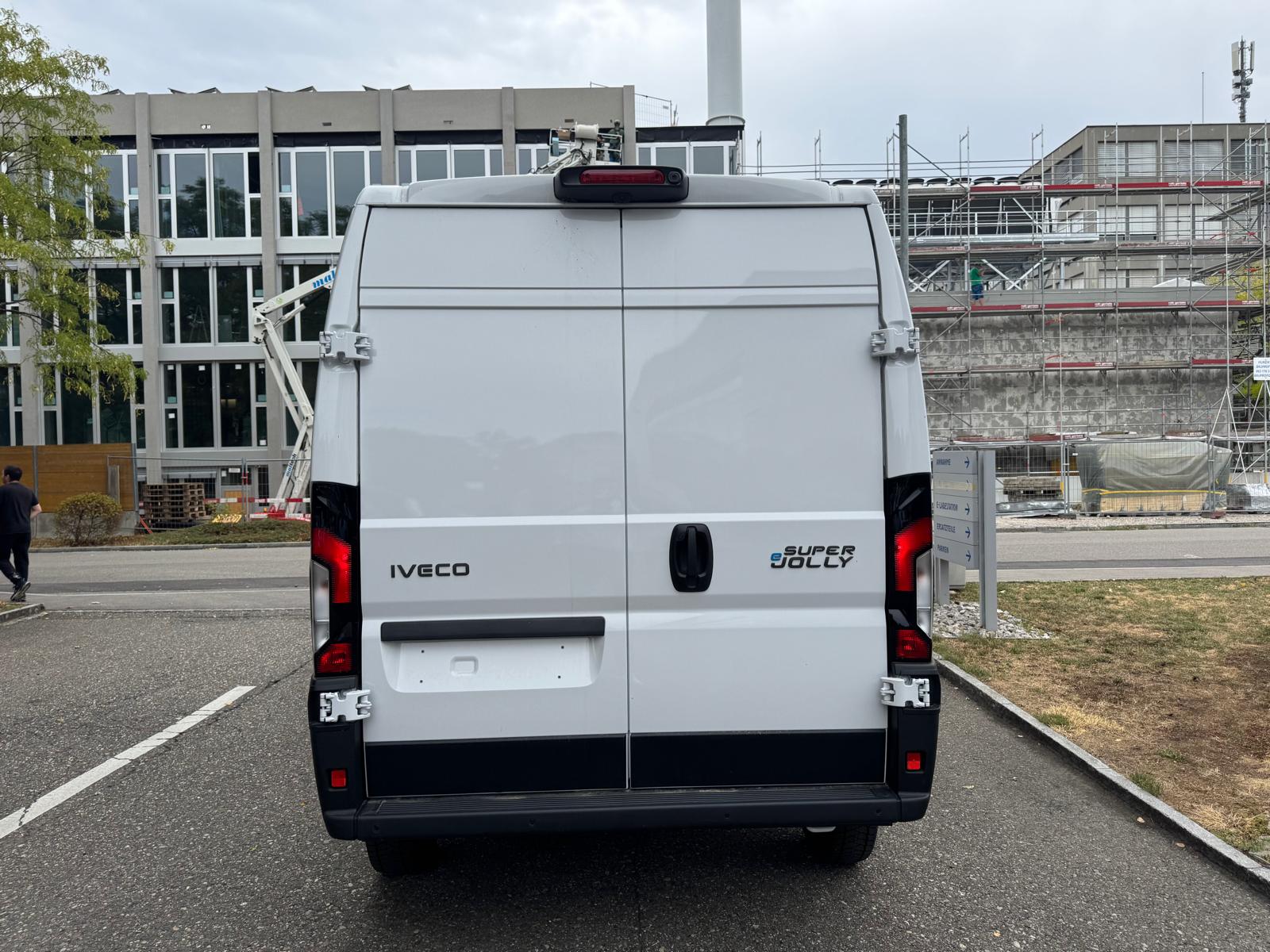 IVECO IVECO eSuperJolly J31F10SEV-image-3