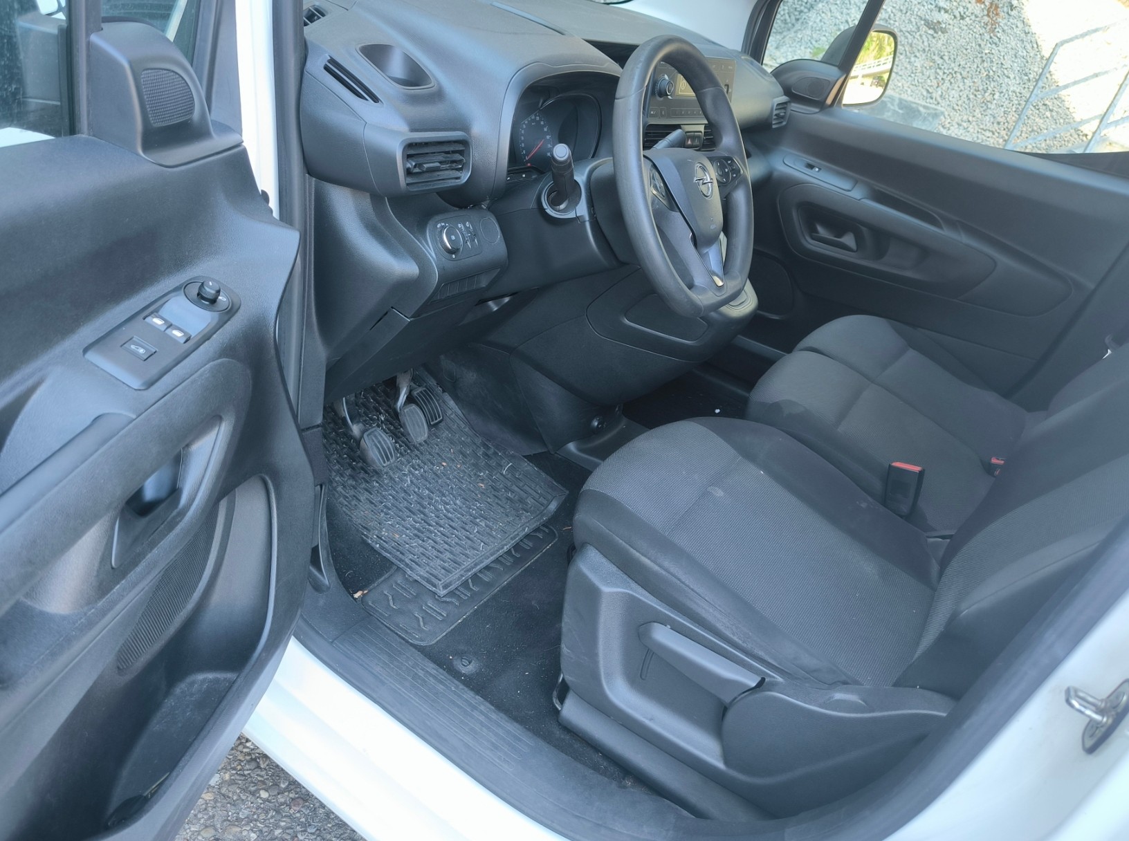 OPEL Combo 1.5 Cargo Enjoy-image-6