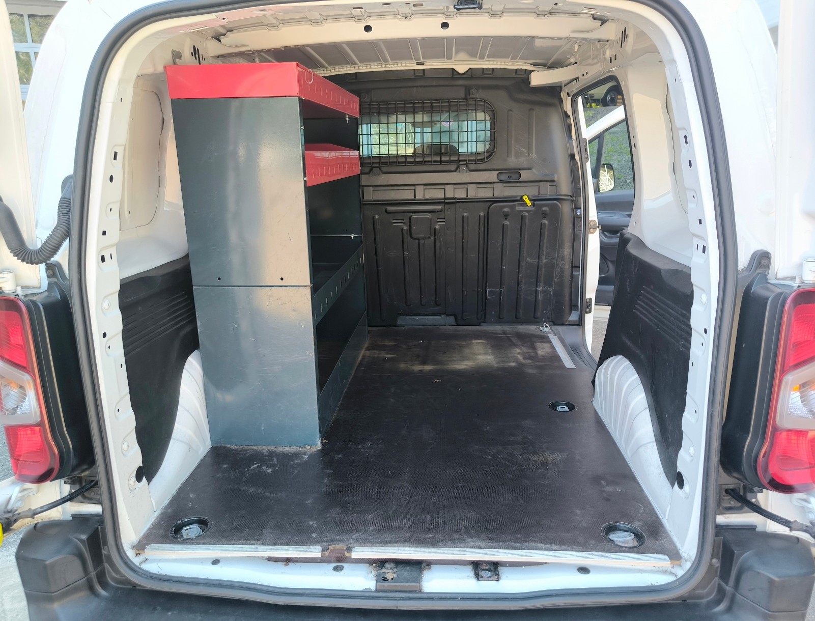 OPEL Combo 1.5 Cargo Enjoy-image-5