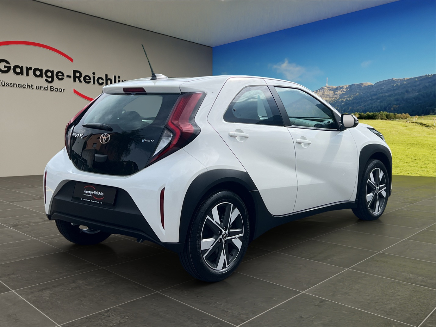 TOYOTA Aygo X 1.5 VVT-i HSD Comfort-image-4