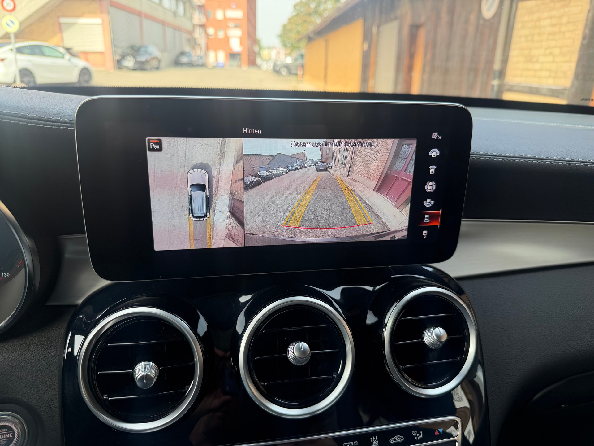 MERCEDES-BENZ GLC 400 d 4Matic AMG Line 9G-Tronic-image-9