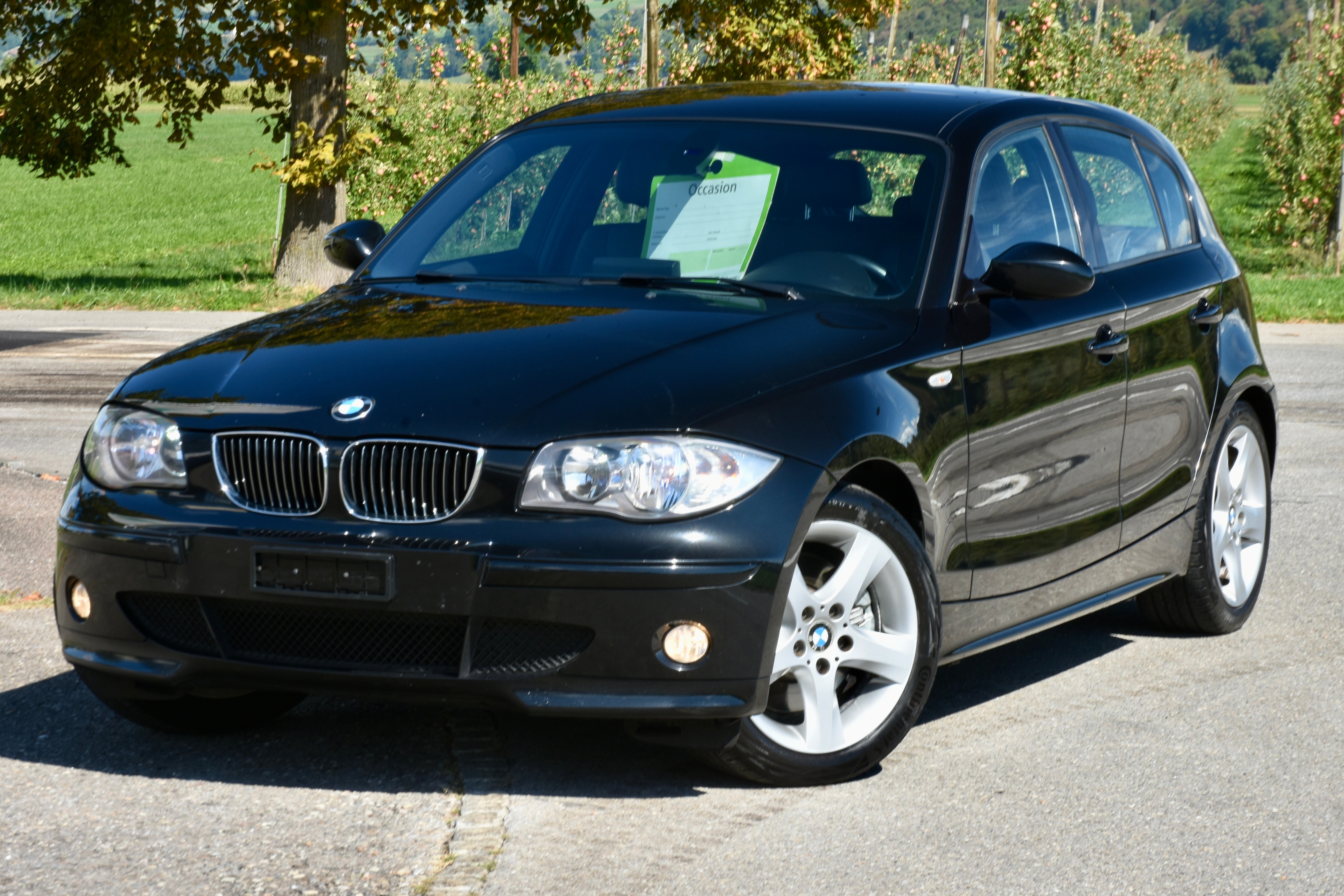 Car photo