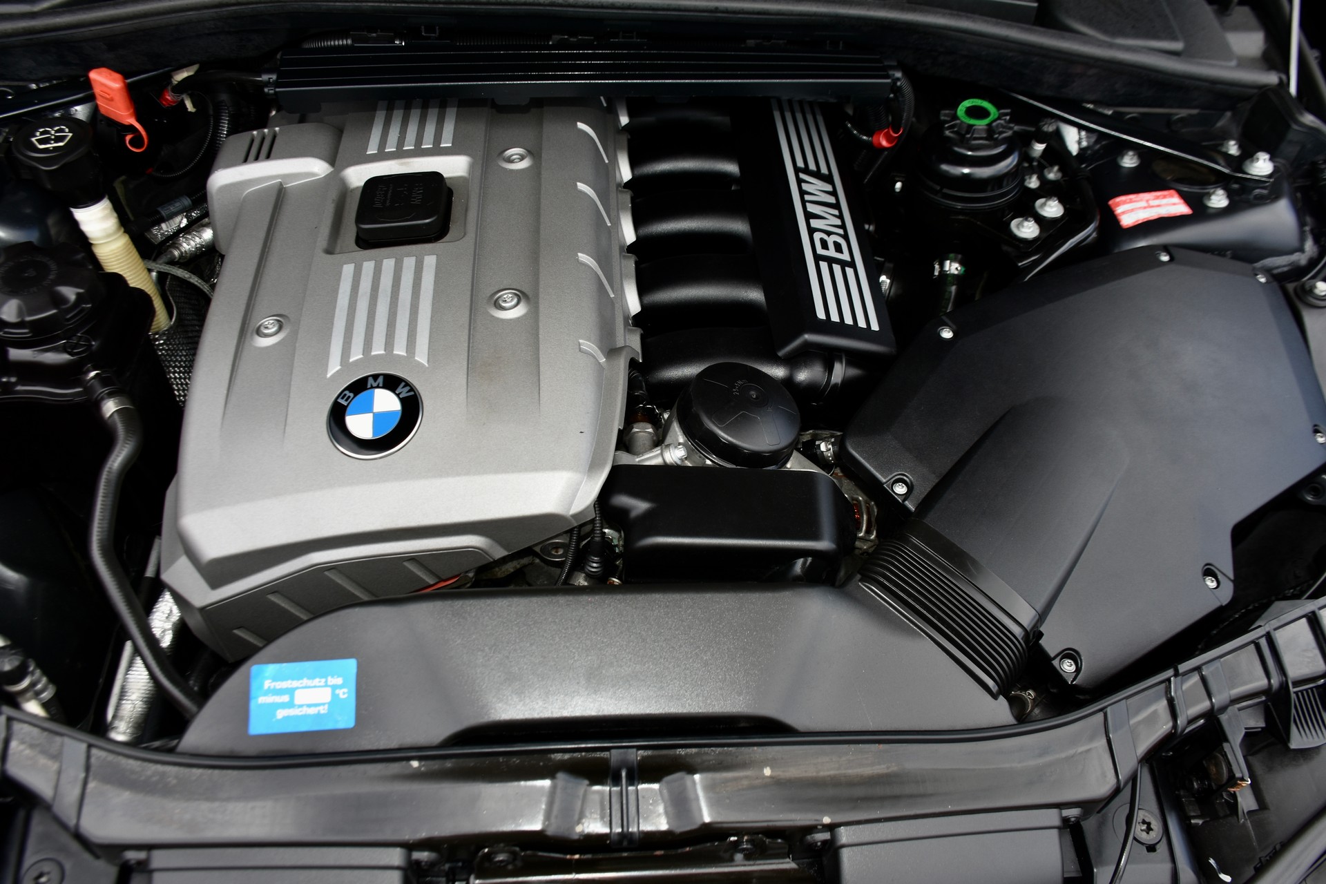 BMW 130i-image-17