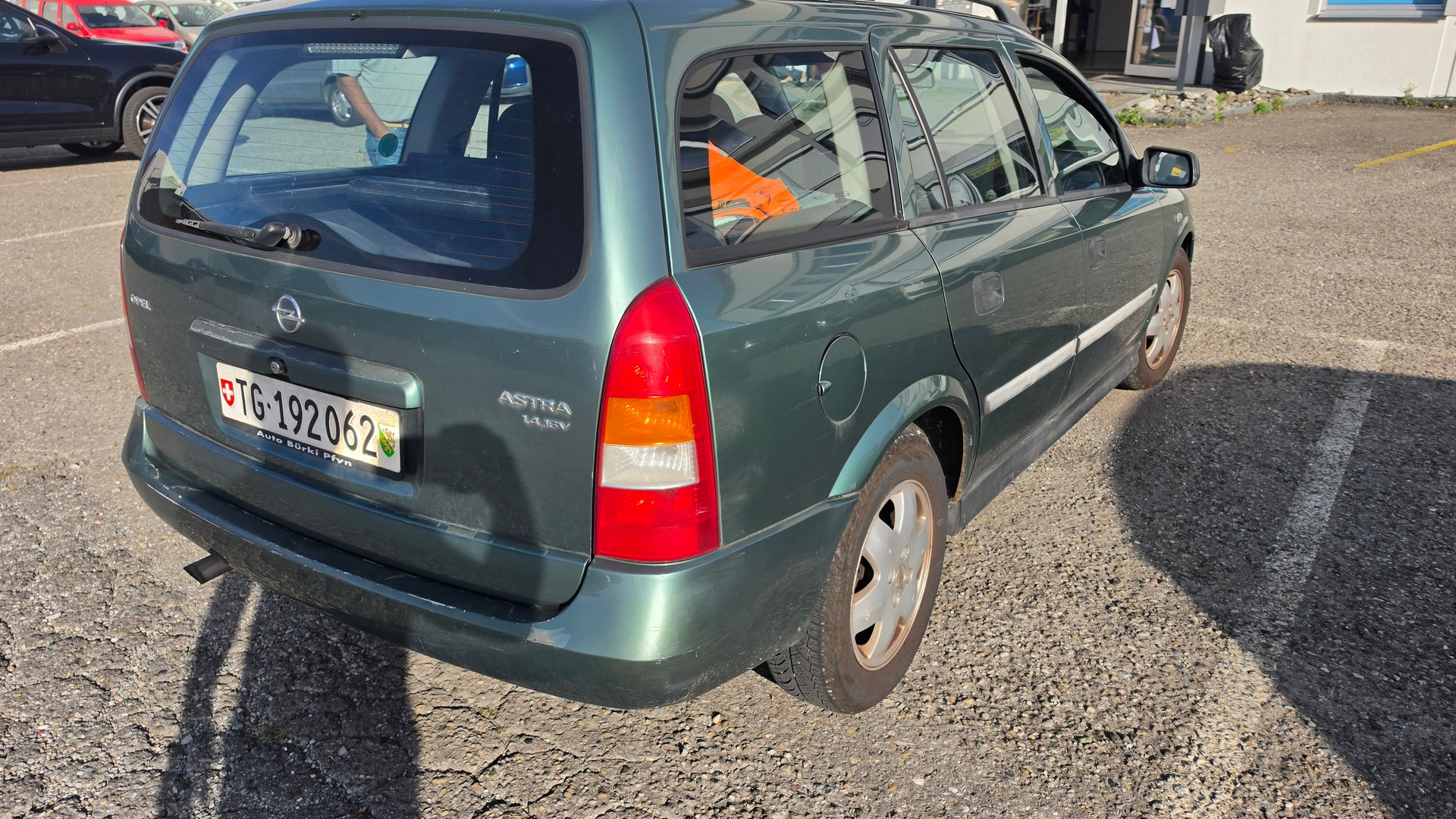 OPEL Astra Caravan 1.4i 16V Club-image-5