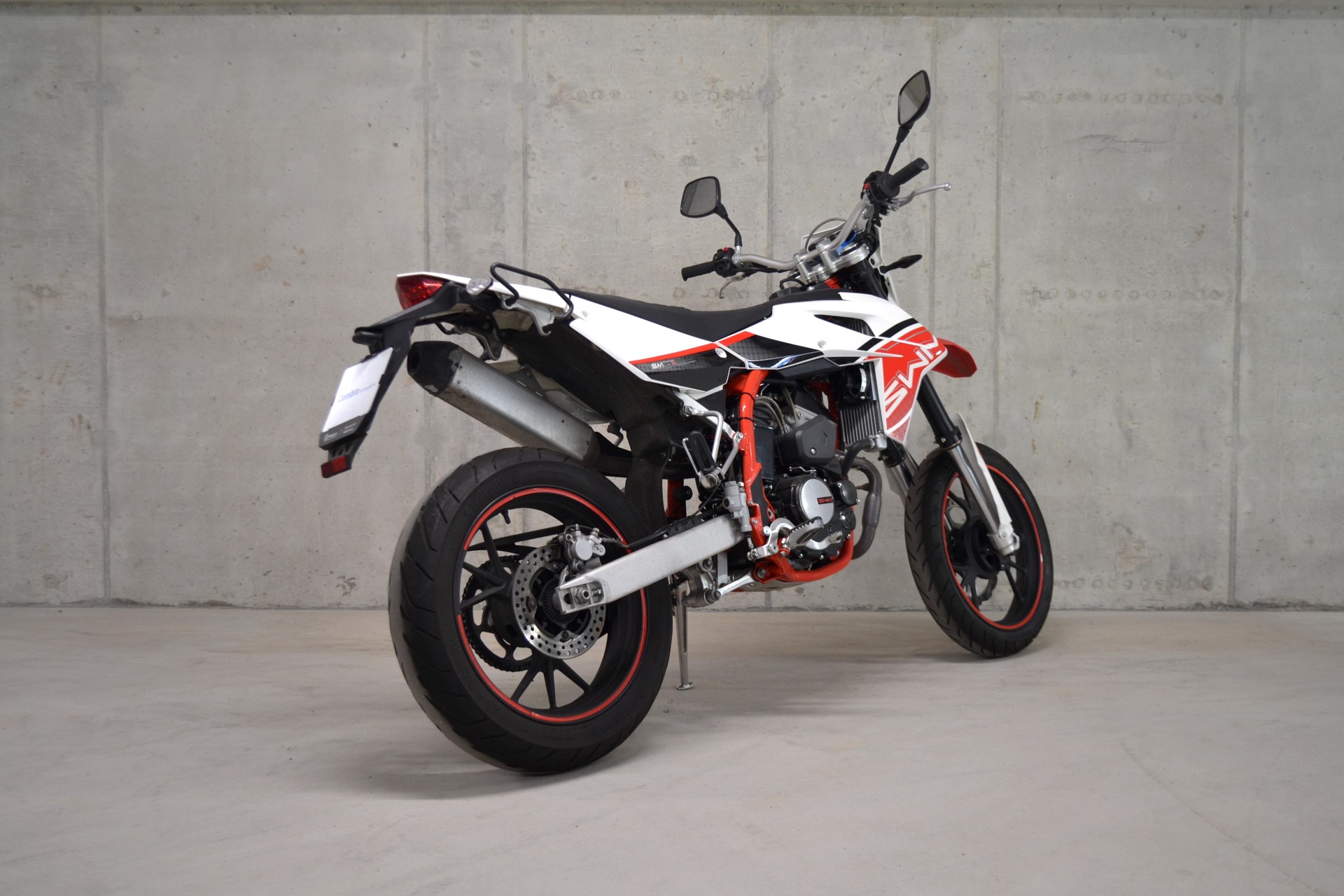 SWM SM 125 R-showroom-element-3