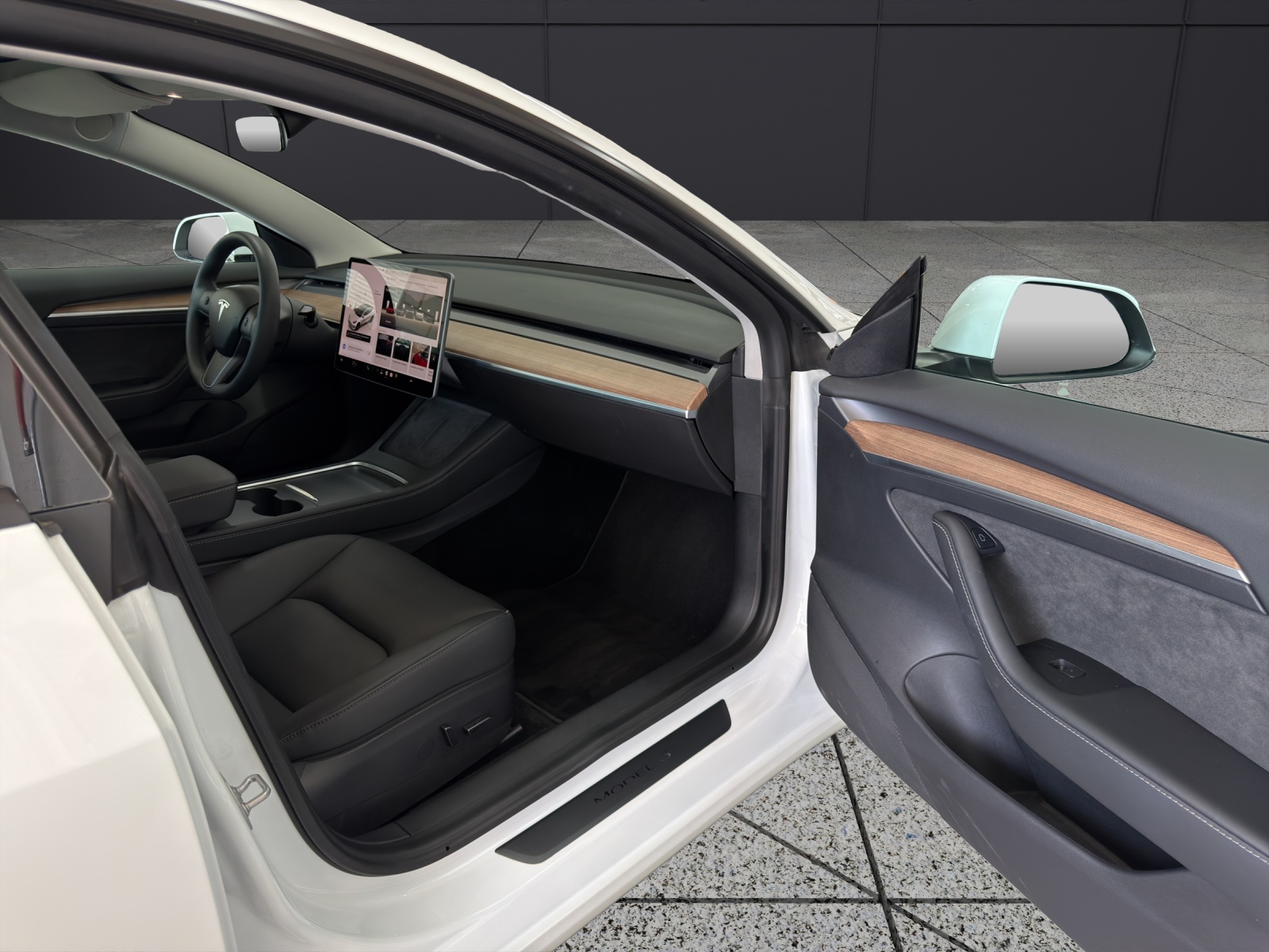 TESLA Model 3 Long Range Dual Motor AWD-image-11