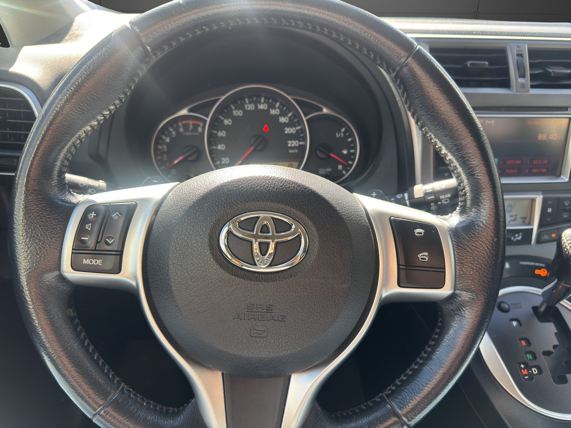 TOYOTA Verso-S 1.33 Linea Luna Multidrive S-image-20