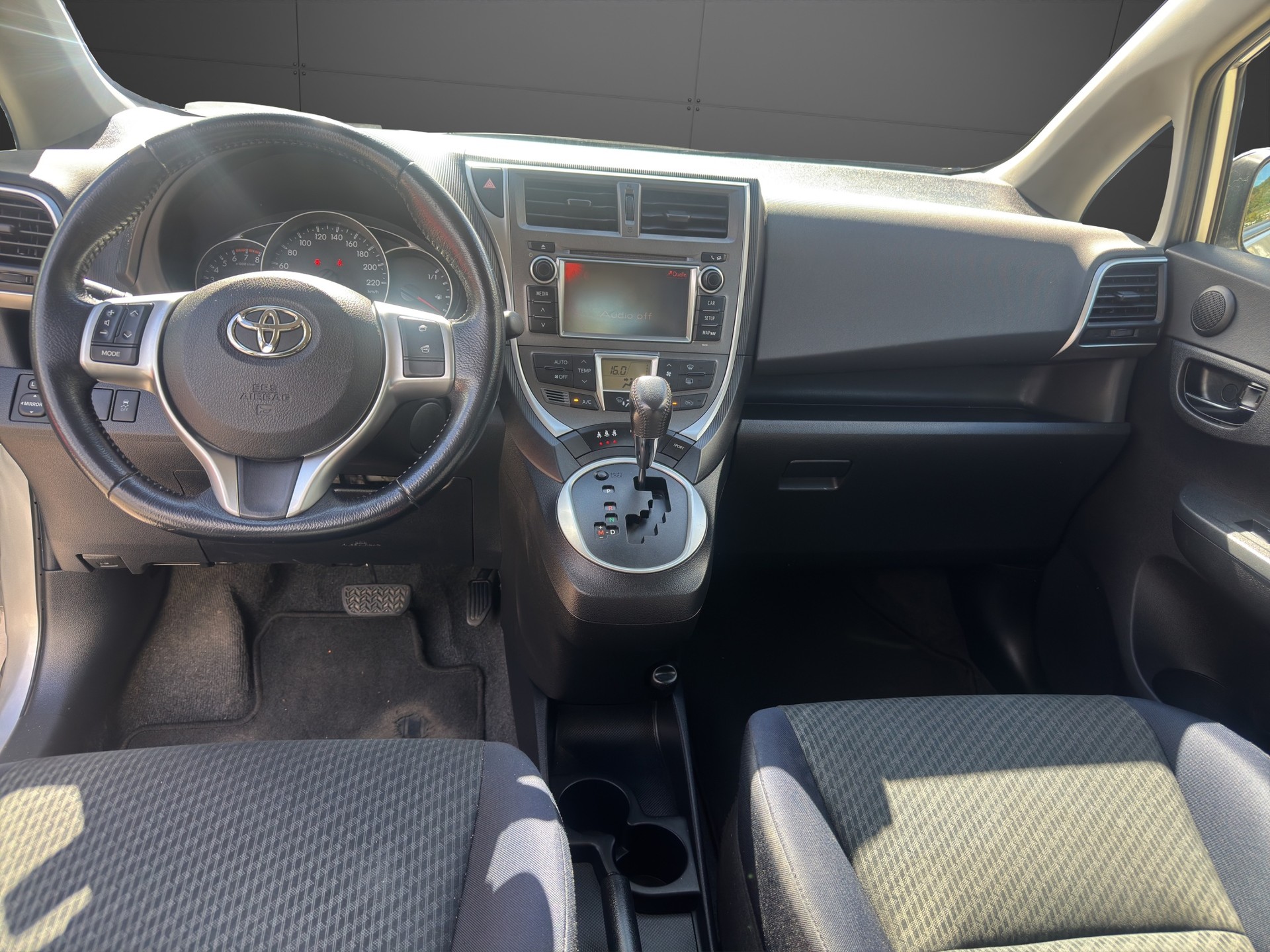 TOYOTA Verso-S 1.33 Linea Luna Multidrive S-image-13