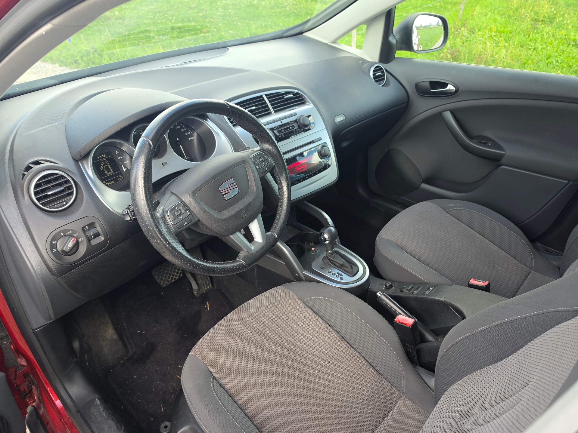 SEAT 1.8 TSI Style DSG-image-4
