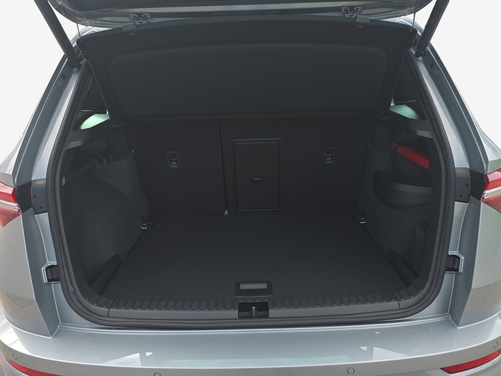 SKODA Karoq 2.0 TSI SportLine 4x4 DSG-image-12