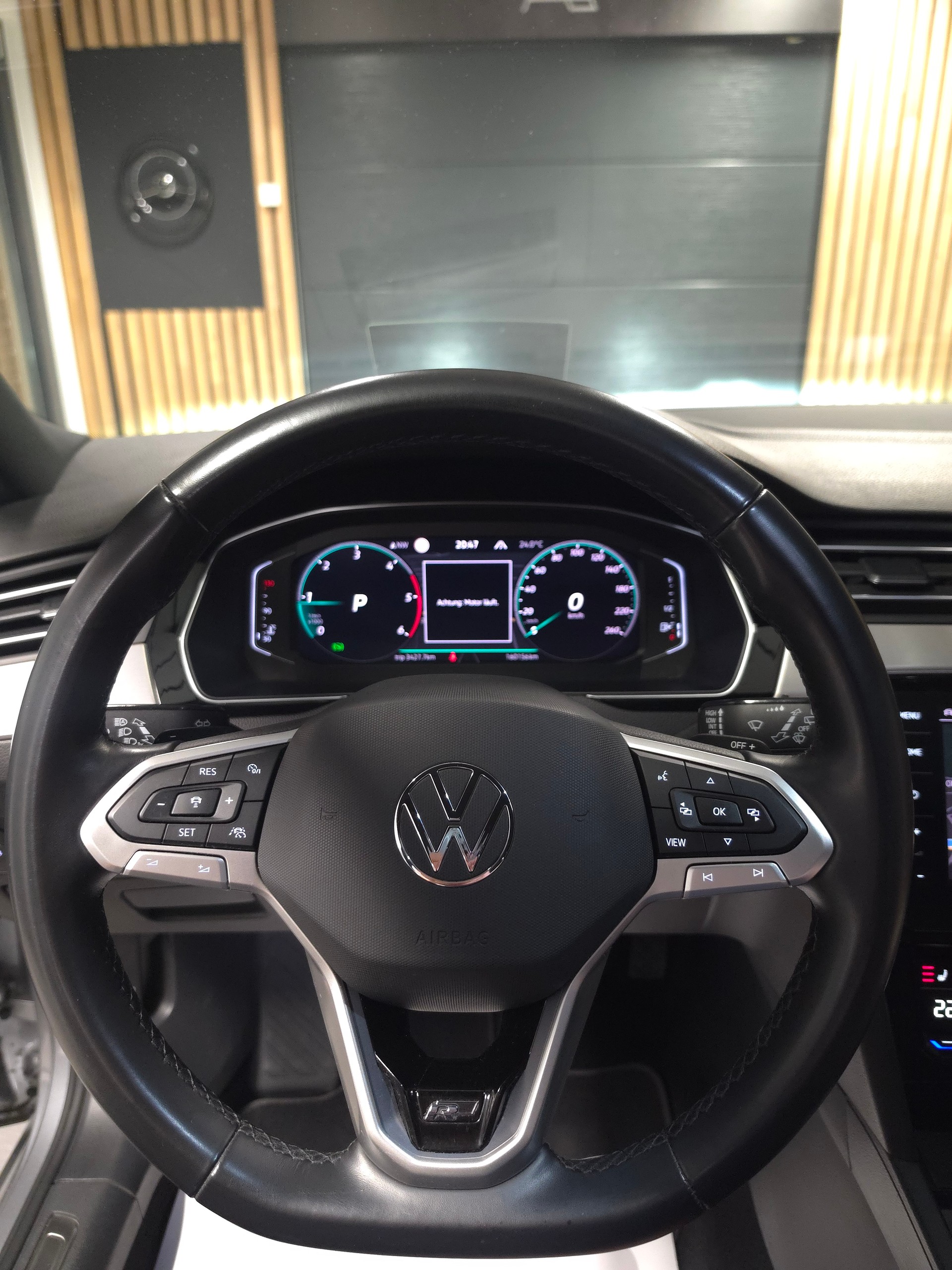 VW Passat 2.0 TDI BMt 75 Edition 4Motion DSG-image-16