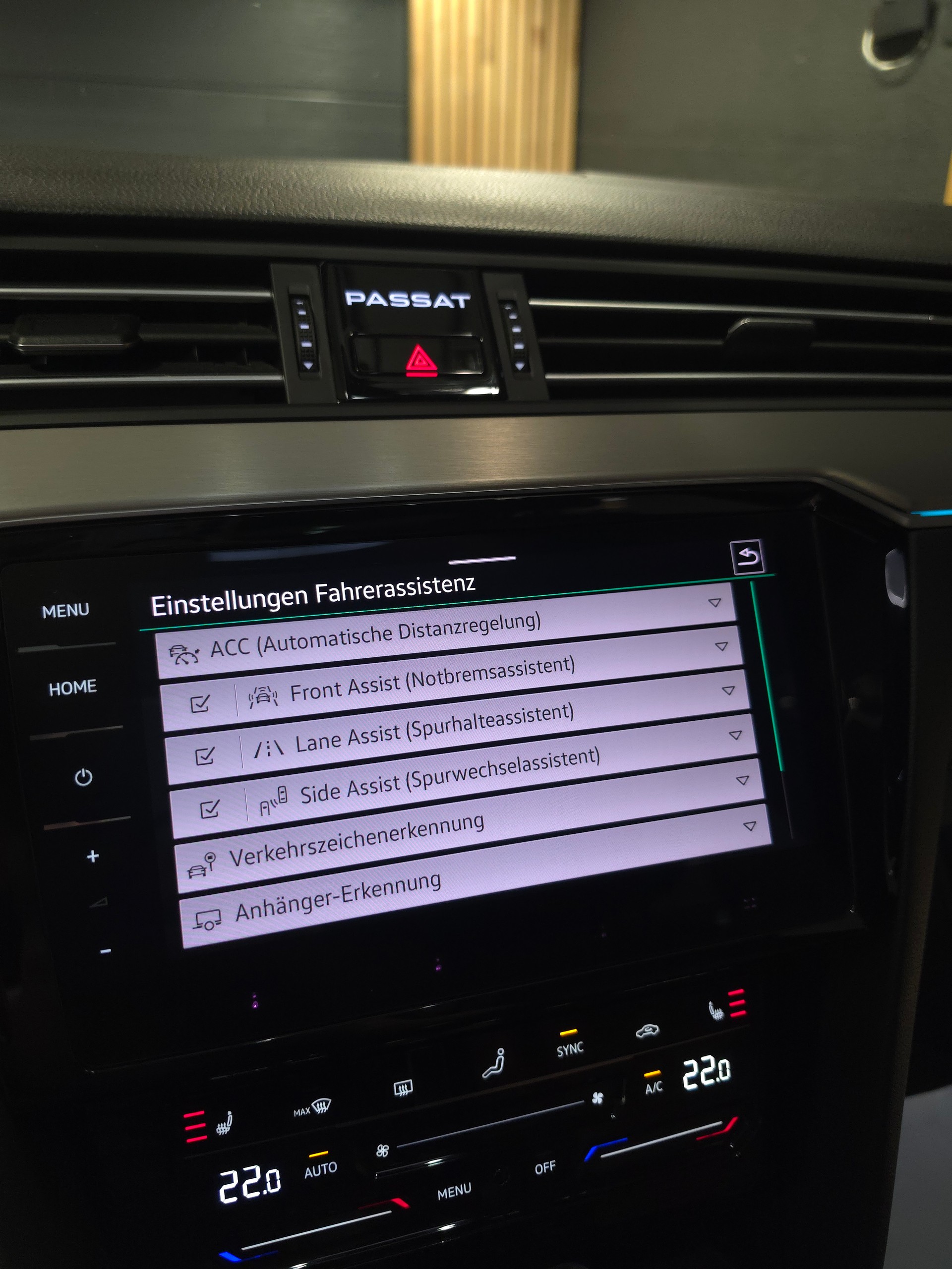 VW Passat 2.0 TDI BMt 75 Edition 4Motion DSG-image-17