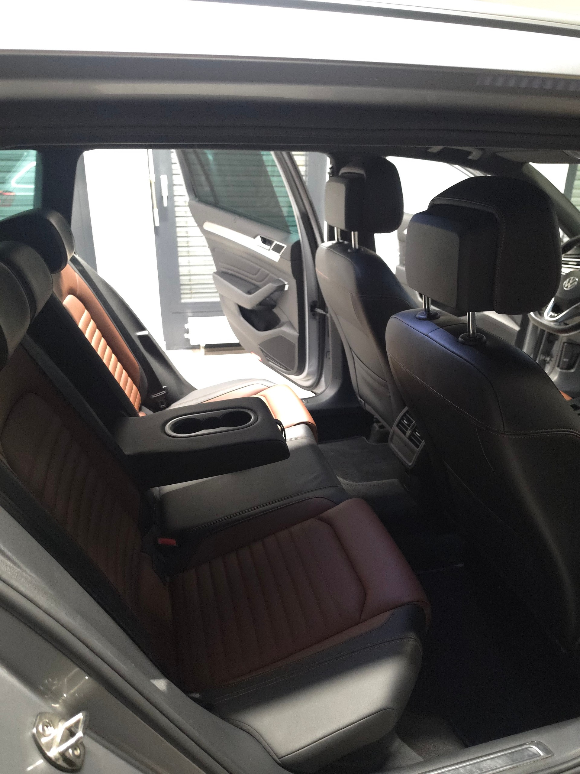 VW Passat 2.0 TDI BMt 75 Edition 4Motion DSG-image-8