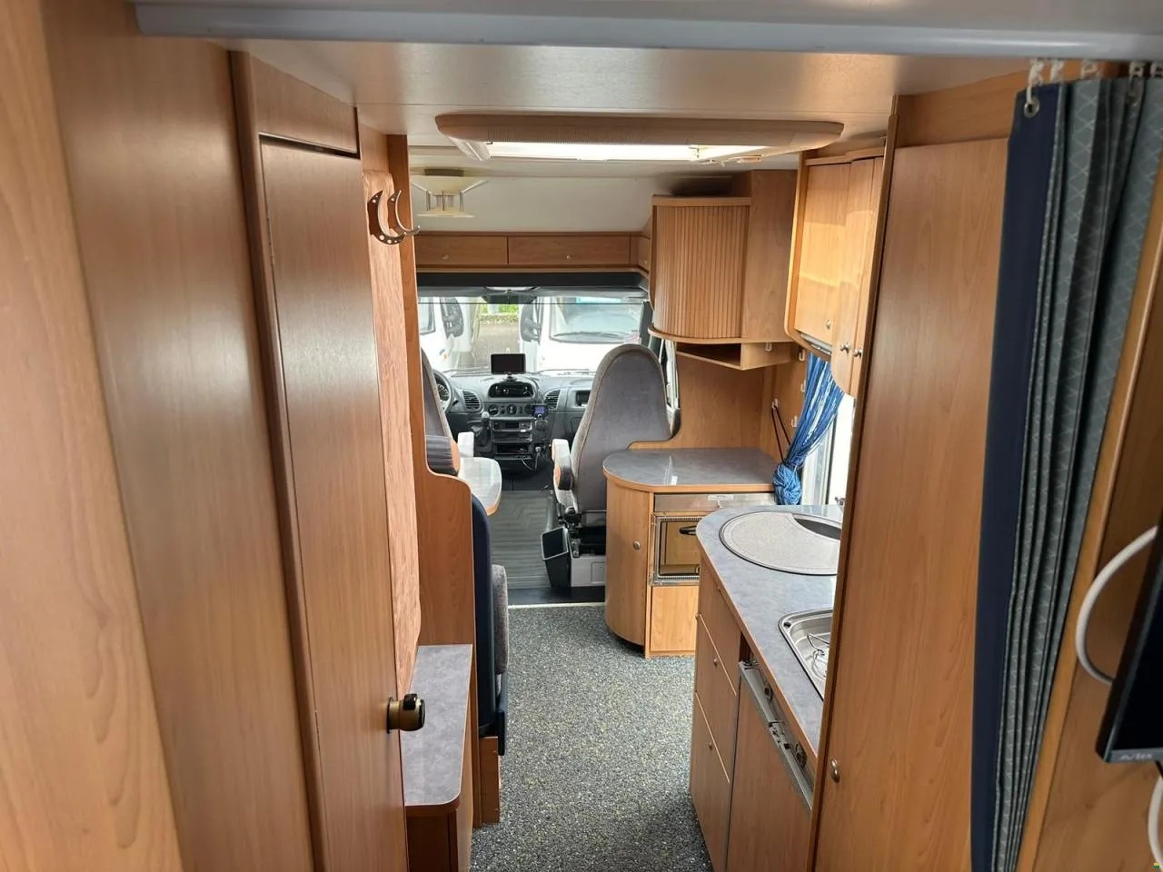 BÜRSTNER T-Star 710*** Die perfekte Kombination aus deutscher Premium- Mercedes-Benz und Bürstner ***-image-10