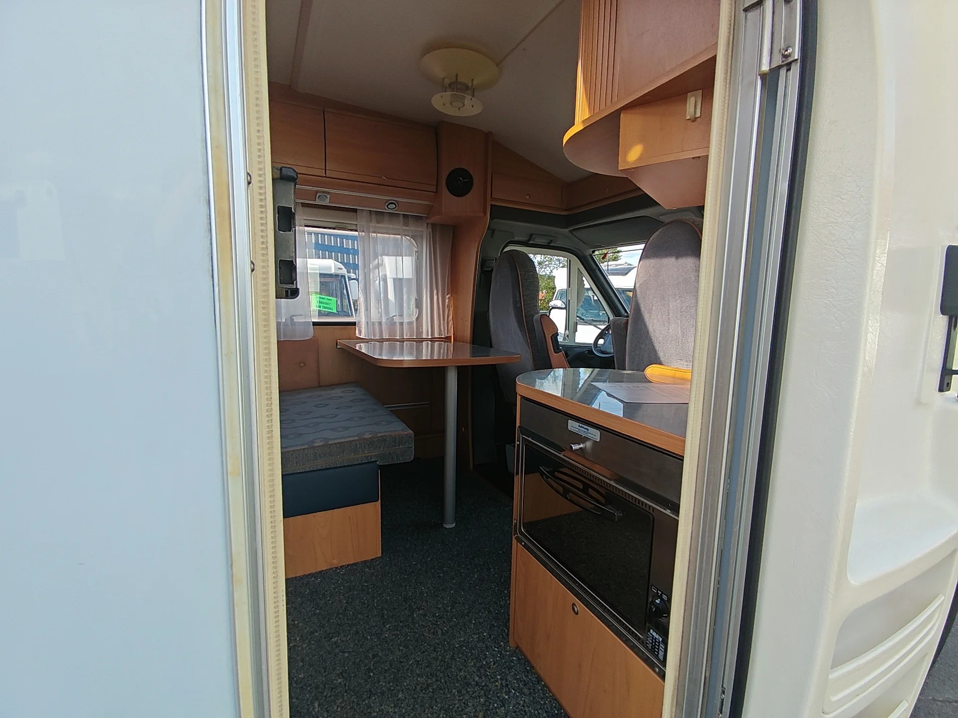 BÜRSTNER T-Star 710*** Die perfekte Kombination aus deutscher Premium- Mercedes-Benz und Bürstner ***-image-9