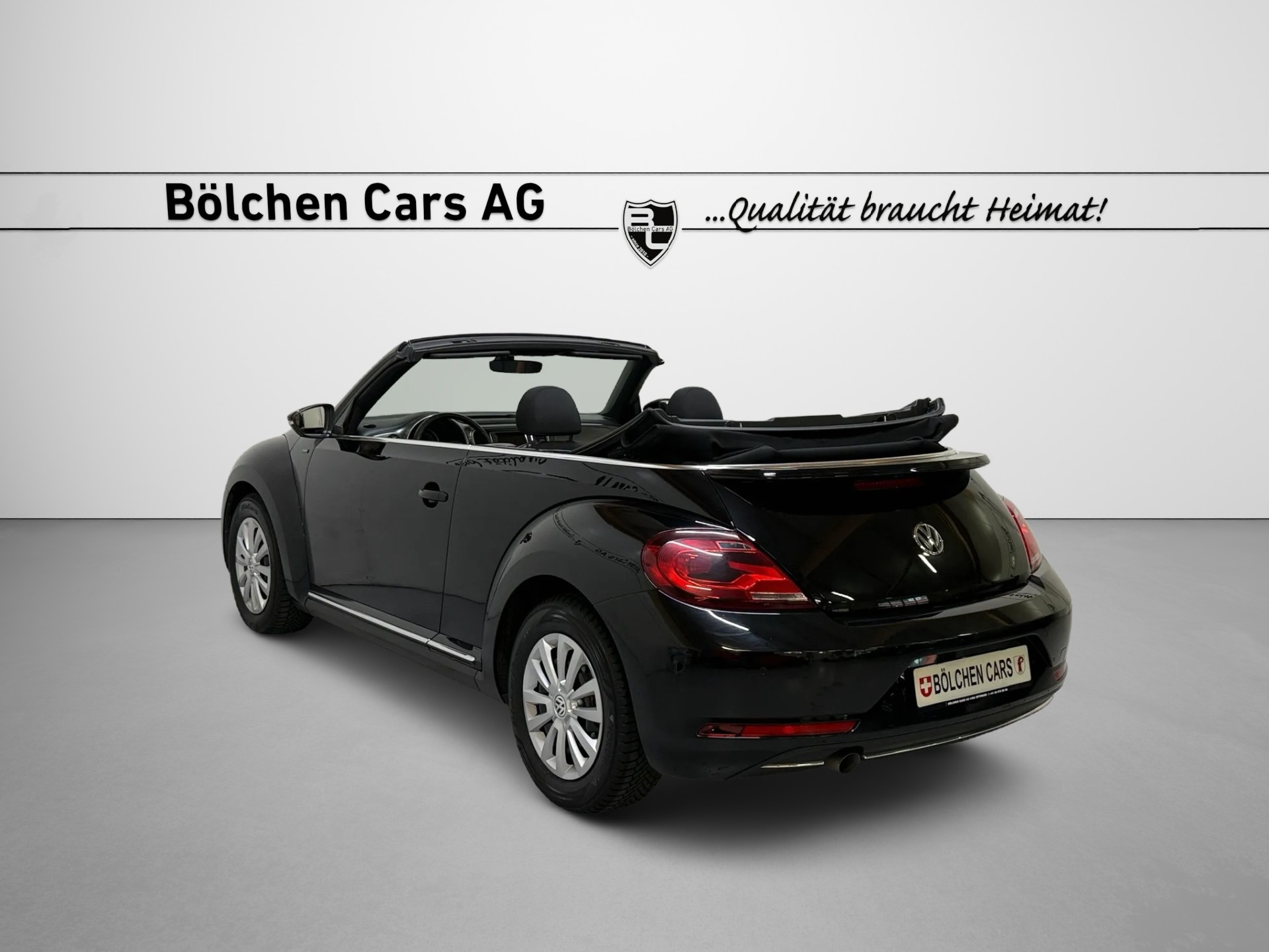 VW Beetle Cabriolet 2.0 TDI BMT Design DSG-image-4
