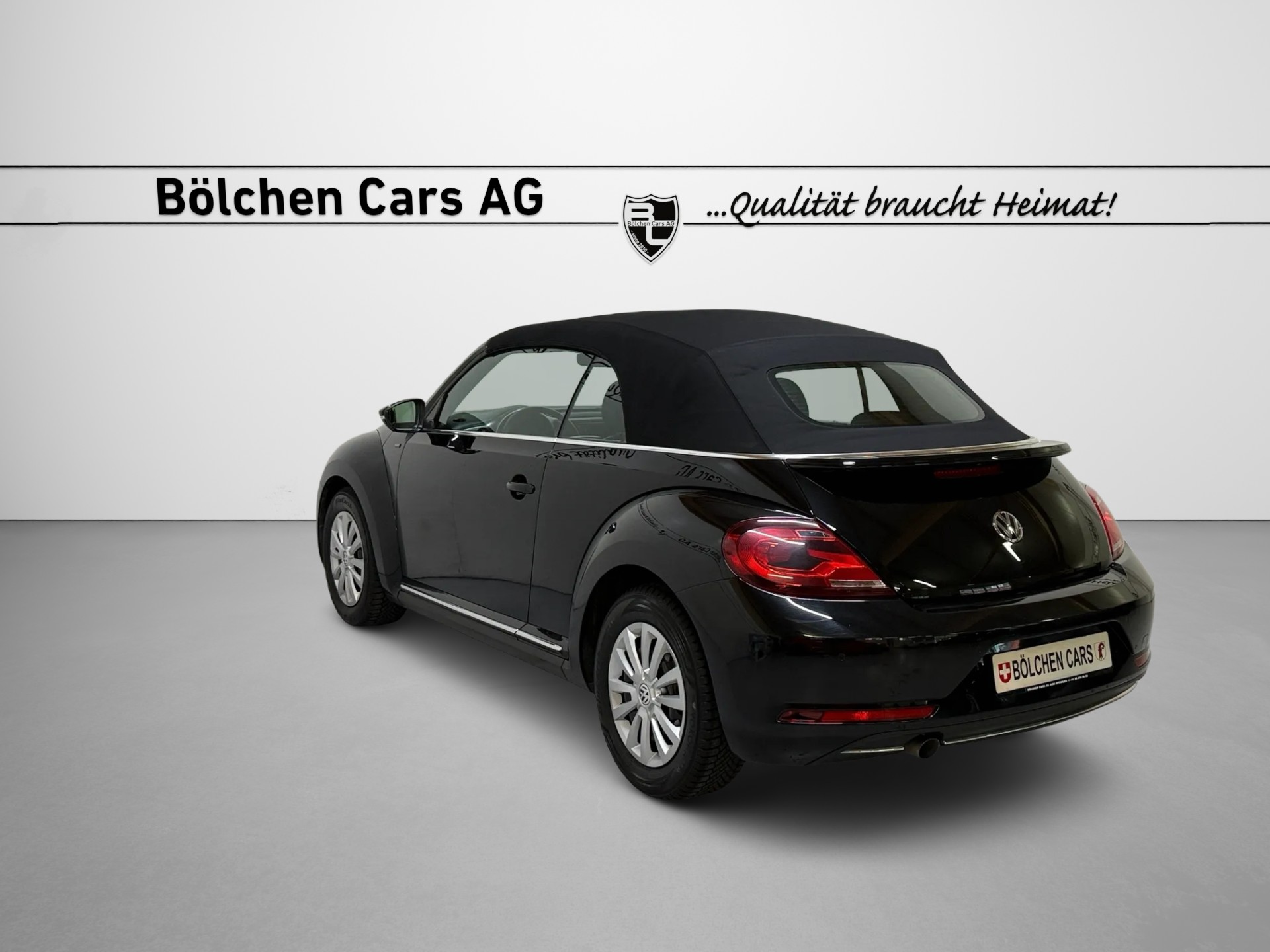 VW Beetle Cabriolet 2.0 TDI BMT Design DSG-image-5