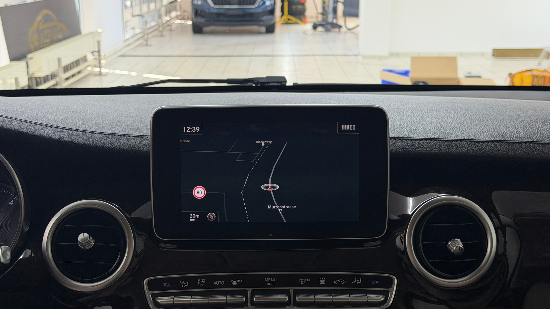 MERCEDES-BENZ V 250 d Swiss Edition lang 7G-Tronic-image-11