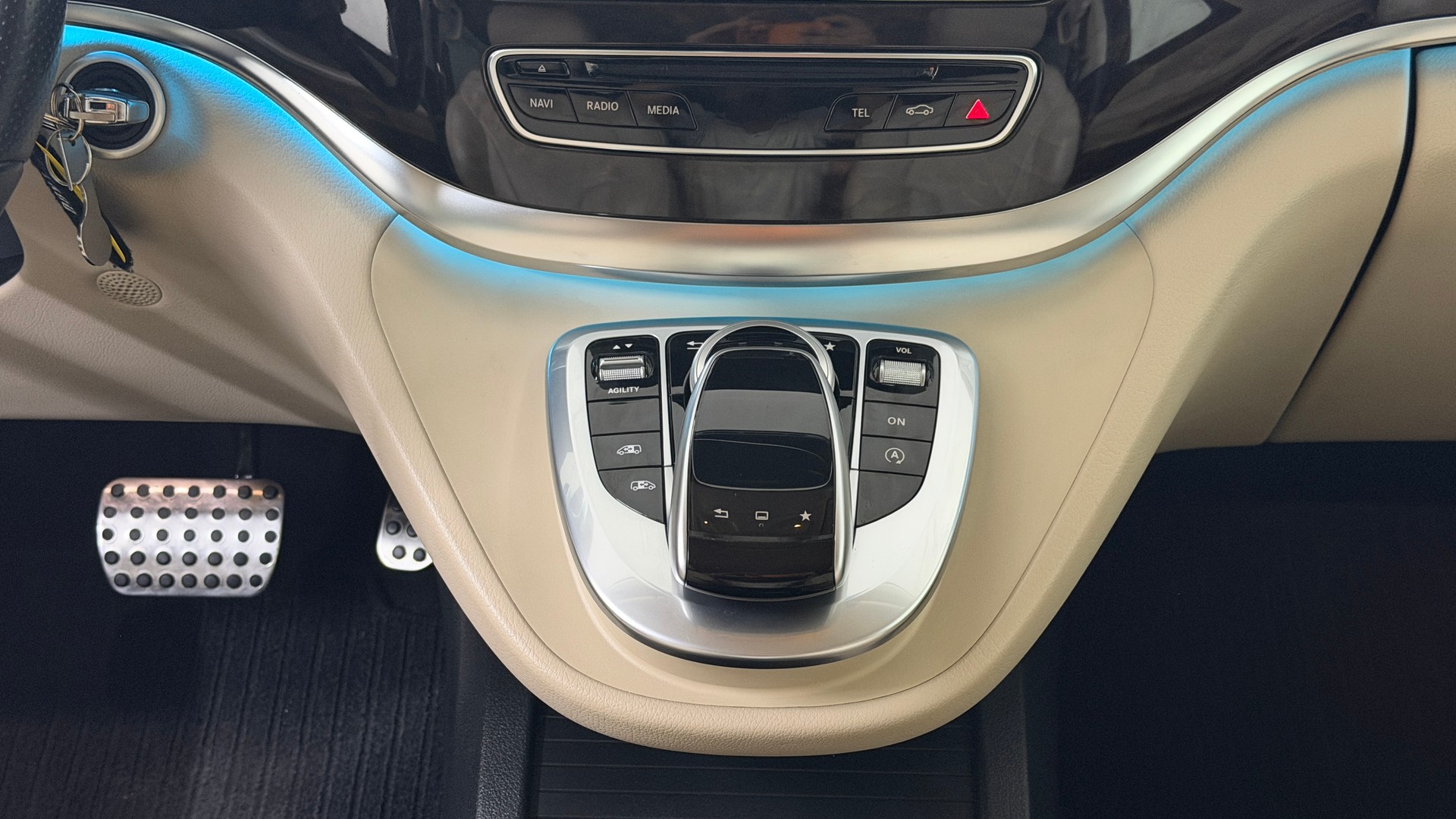 MERCEDES-BENZ V 250 d Swiss Edition lang 7G-Tronic-image-13