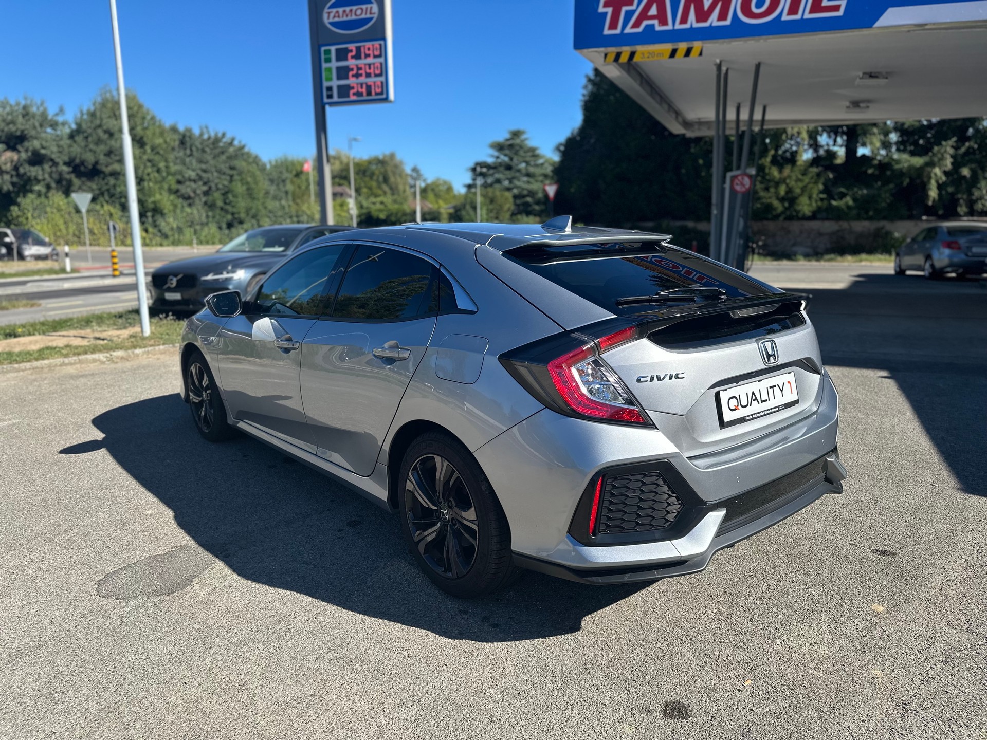 HONDA Civic 1.0 VTEC Executive-image-6