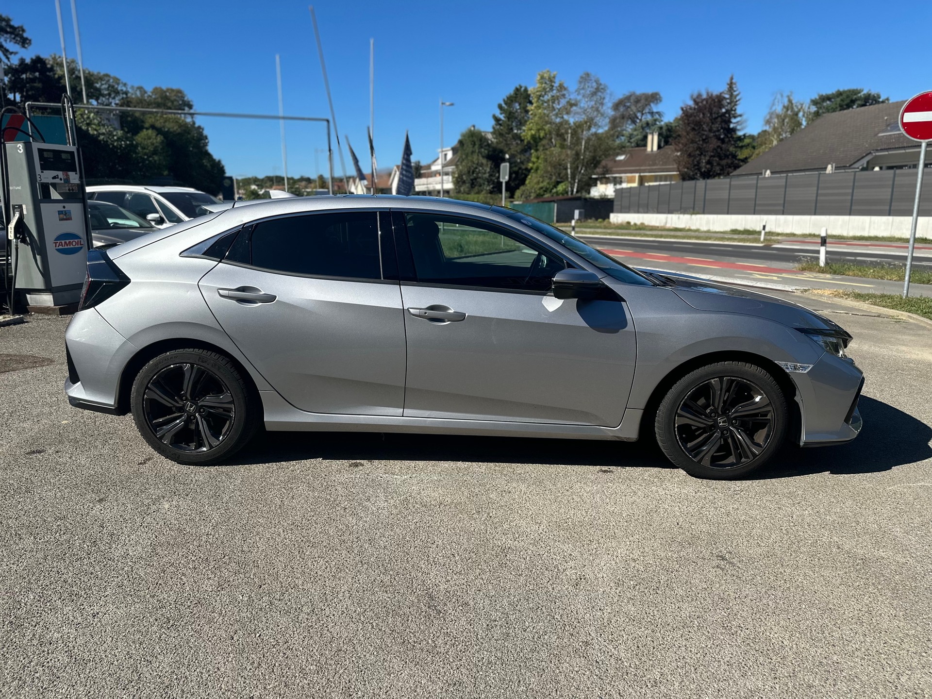 HONDA Civic 1.0 VTEC Executive-image-2