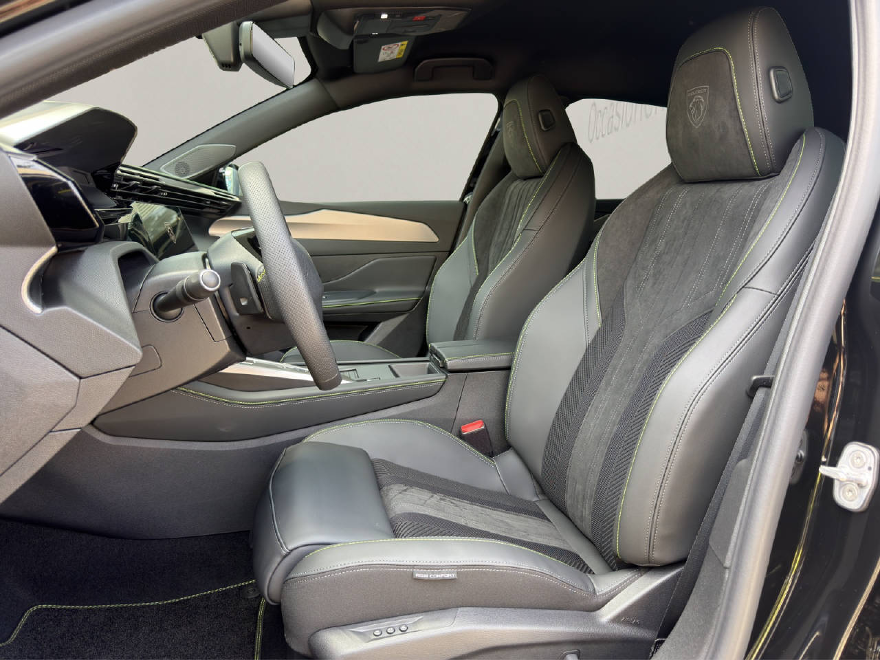 PEUGEOT 308 1.2 Hybrid GT-image-3