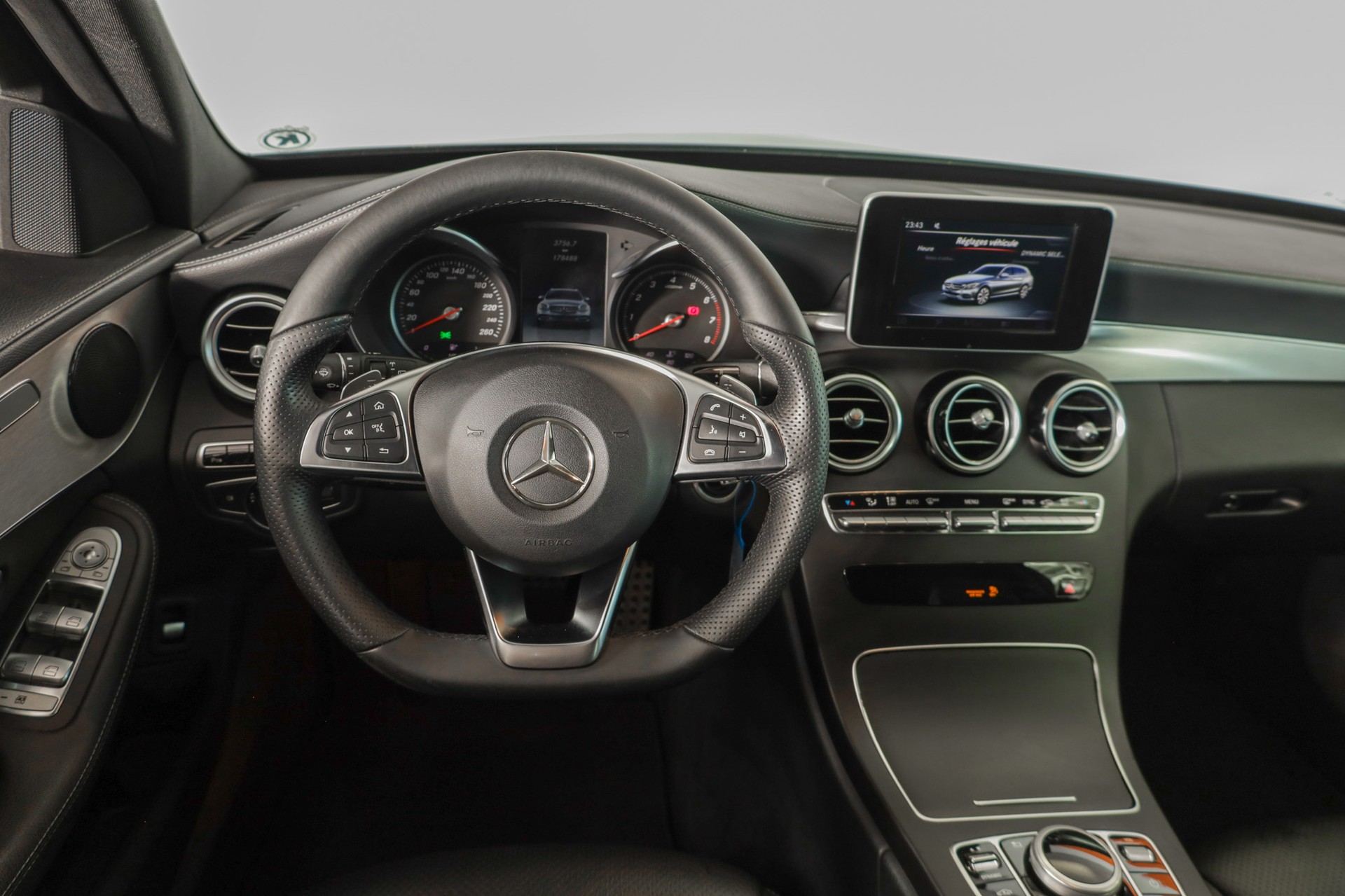 MERCEDES-BENZ C 200 AMG Line 7G-Tronic 2 jeux de roues / Sièges chauffants / Hayon électrique-image-10