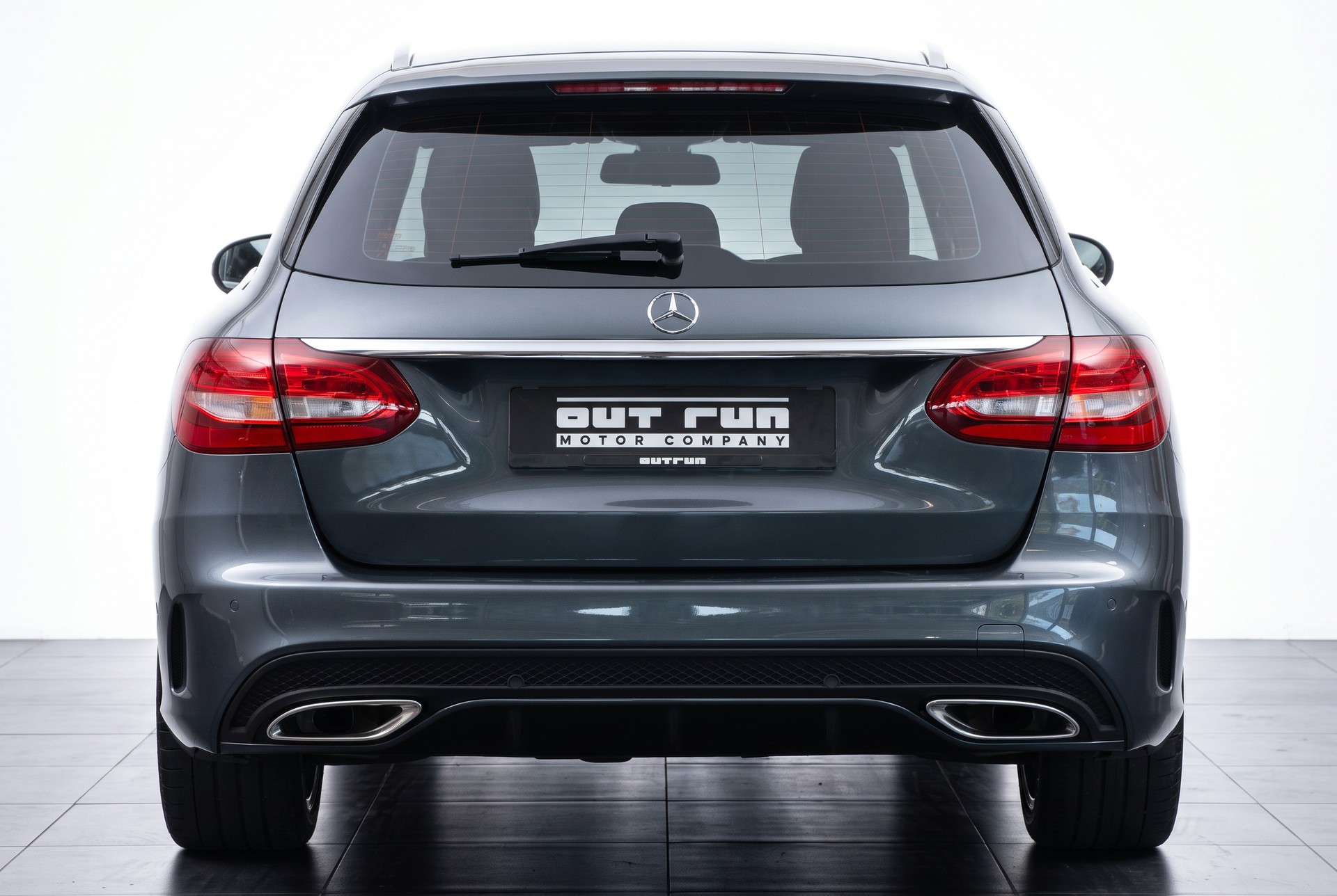 MERCEDES-BENZ C 200 AMG Line 7G-Tronic 2 jeux de roues / Sièges chauffants / Hayon électrique-image-2