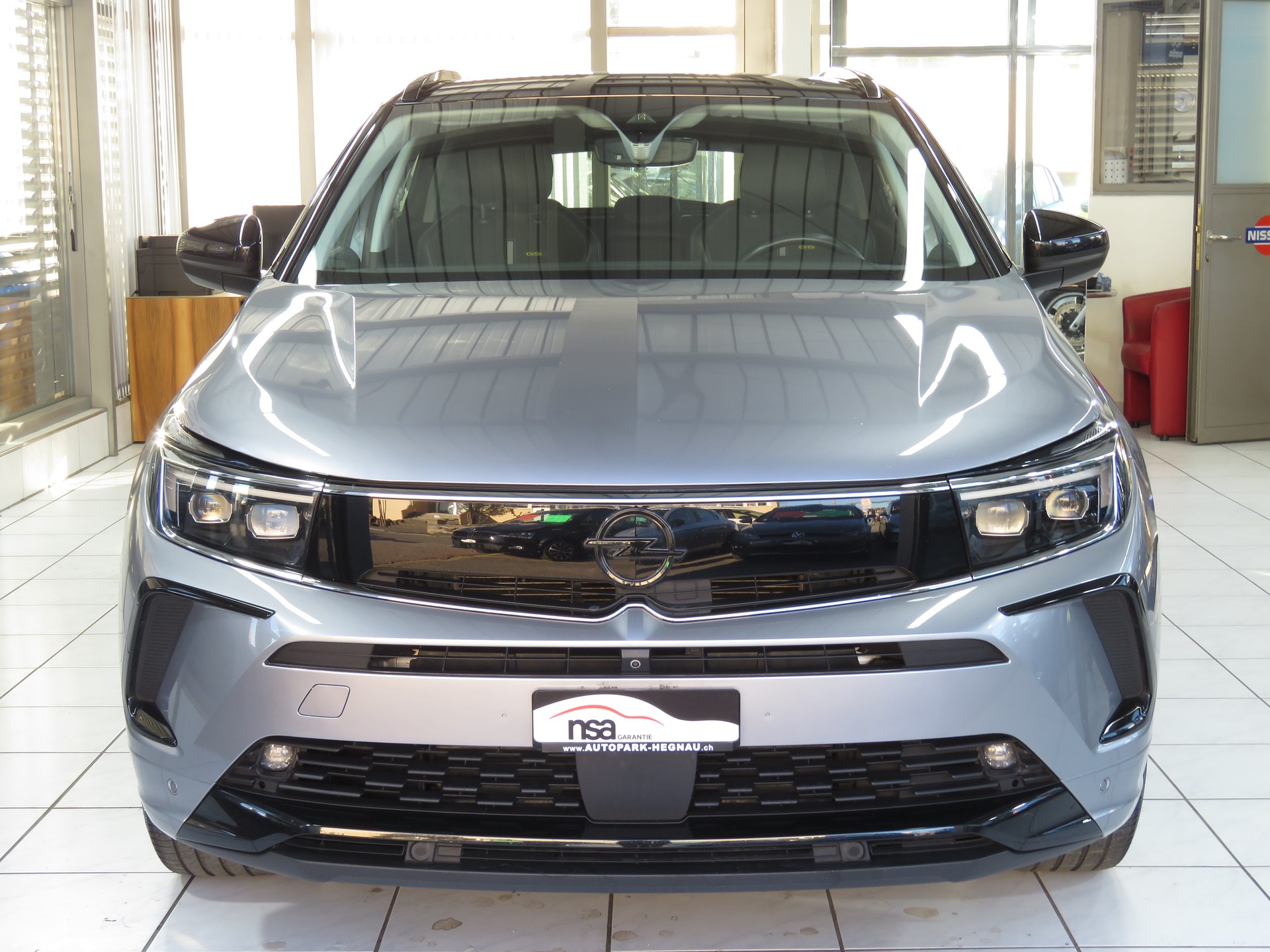 OPEL Grandland 1.6 Hybrid 4x4 GSe Automat-image-1