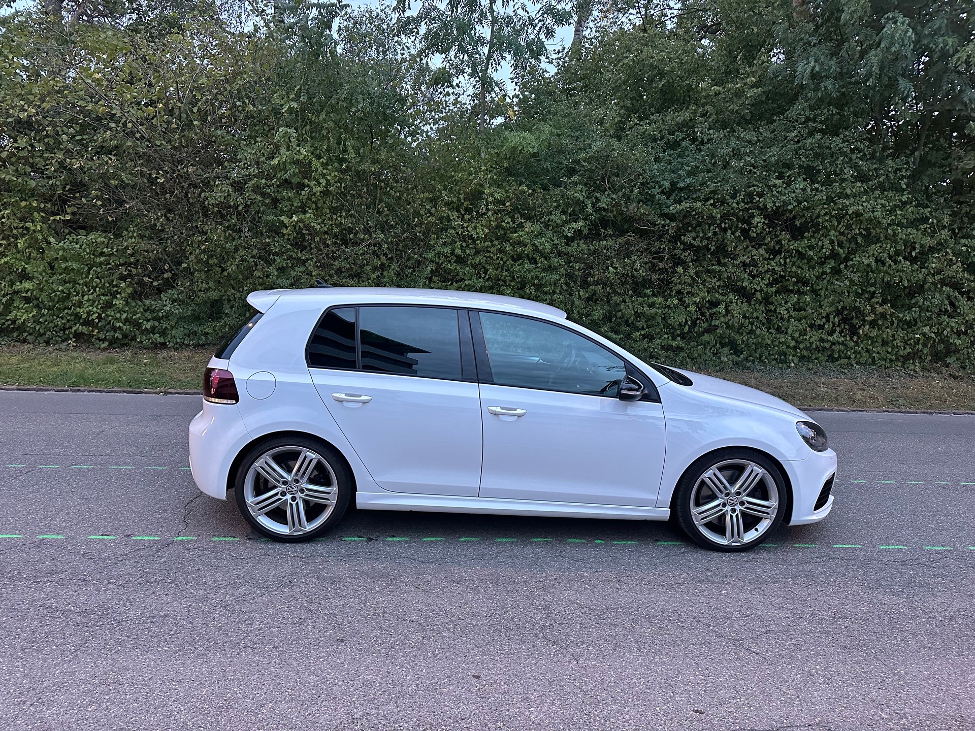 VW Golf 2.0 TSI R 4Motion DSG-image-6