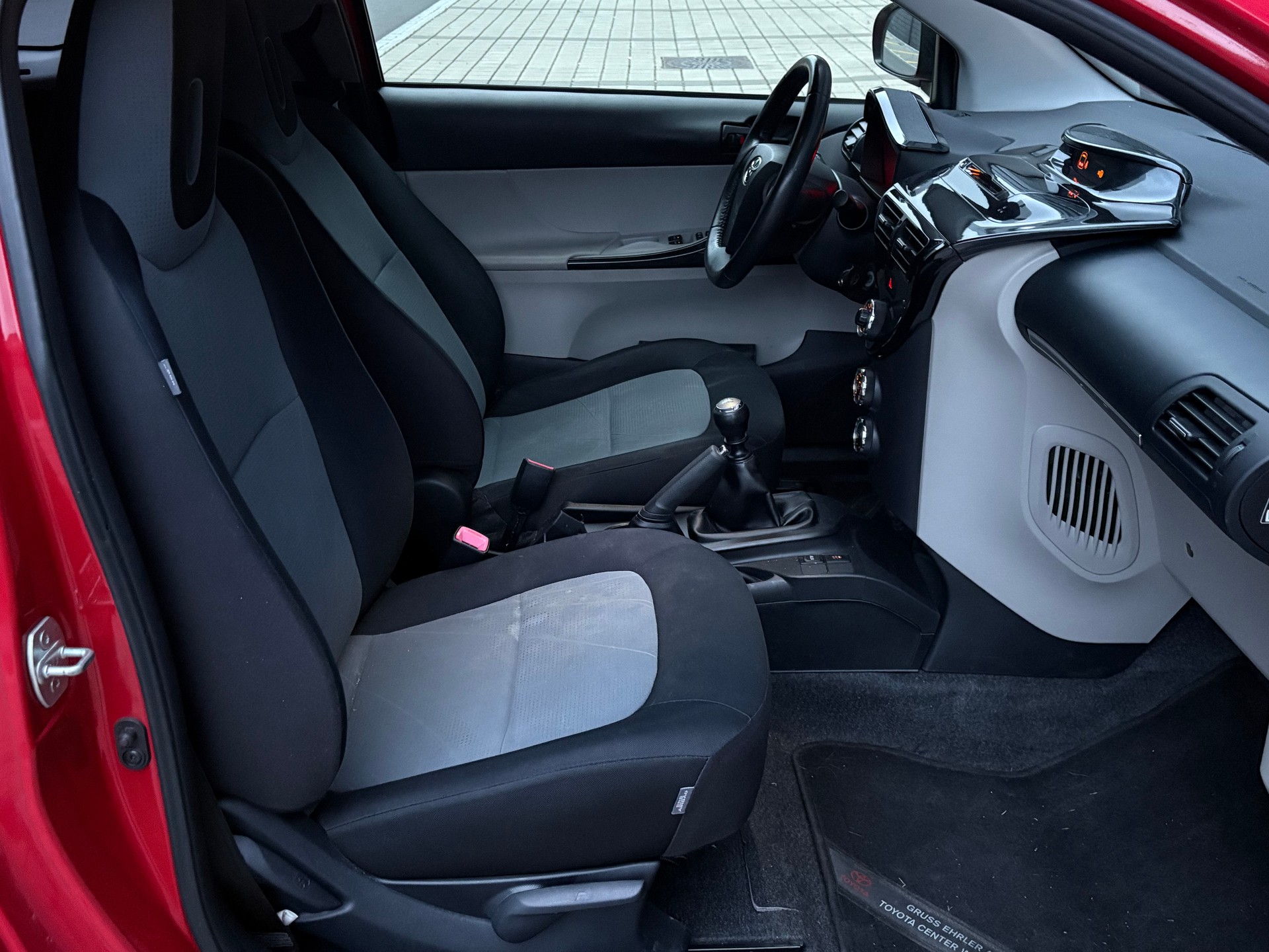 TOYOTA iQ 1.0 VVT-i Sol Frisch ab MFK (neue Kupplung)-image-11