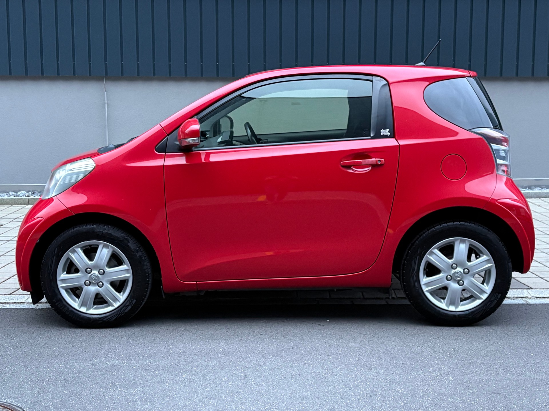 TOYOTA iQ 1.0 VVT-i Sol Frisch ab MFK (neue Kupplung)-image-4