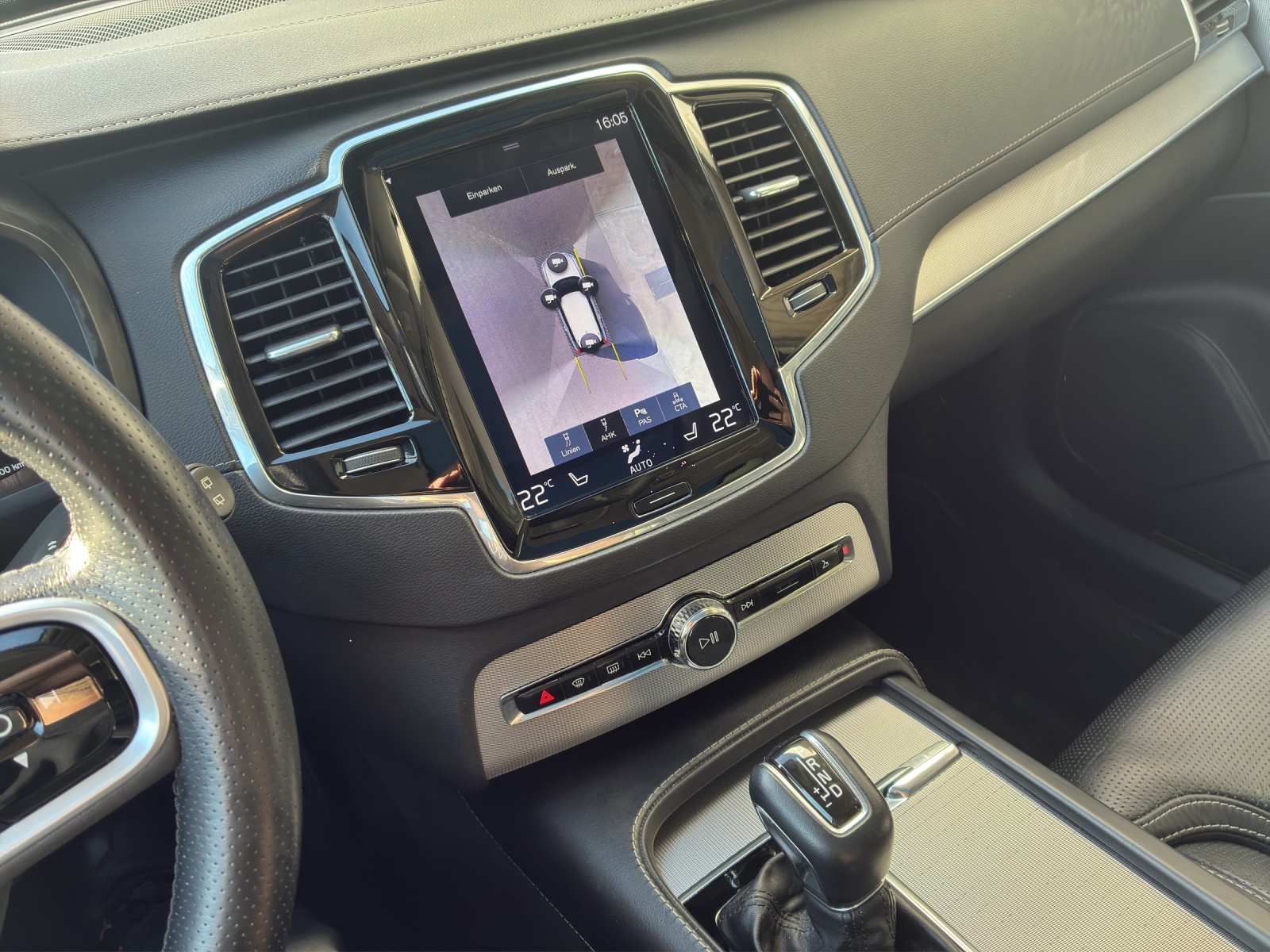 VOLVO XC90 2.0 T6 Inscription 7P. AWD-image-12