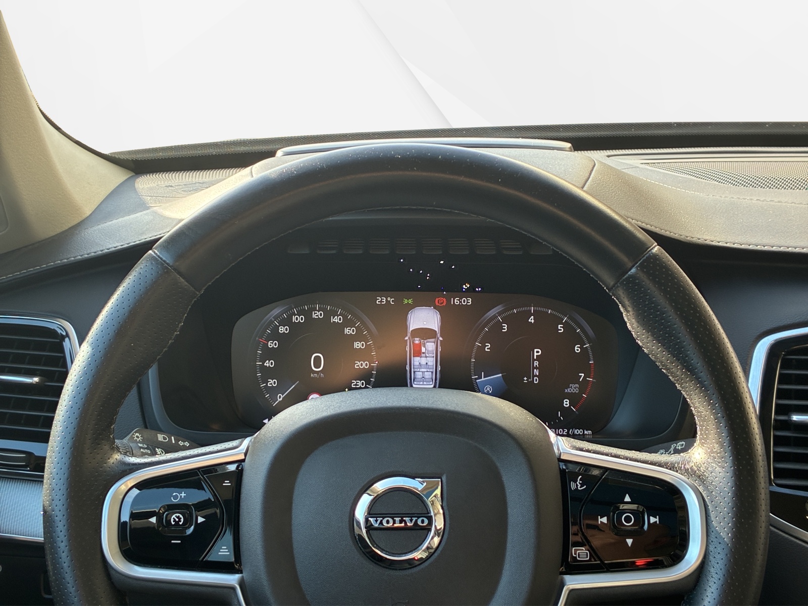 VOLVO XC90 2.0 T6 Inscription 7P. AWD-image-15