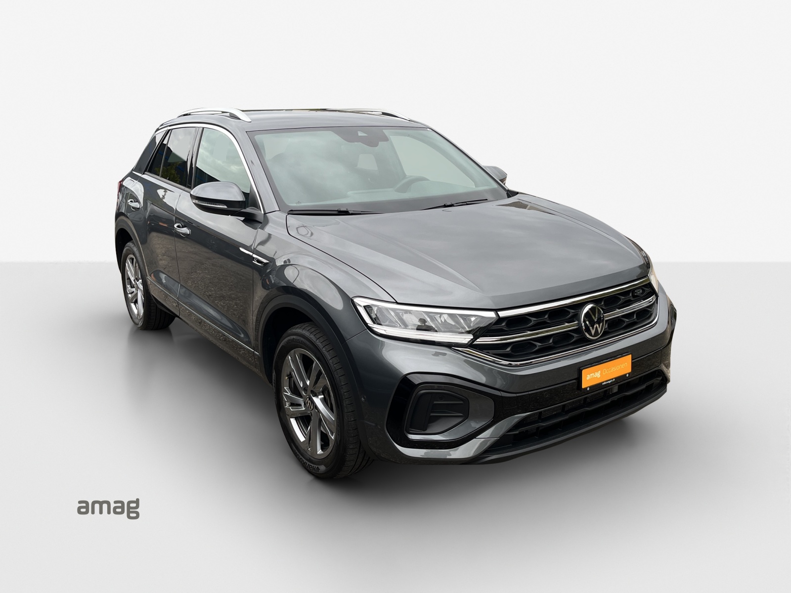VW T-Roc 2.0 TSI R-Line DSG 4Motion-image-5