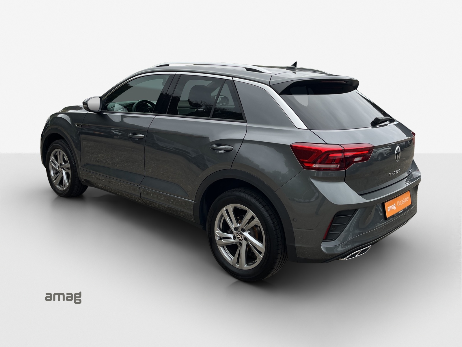 VW T-Roc 2.0 TSI R-Line DSG 4Motion-image-2