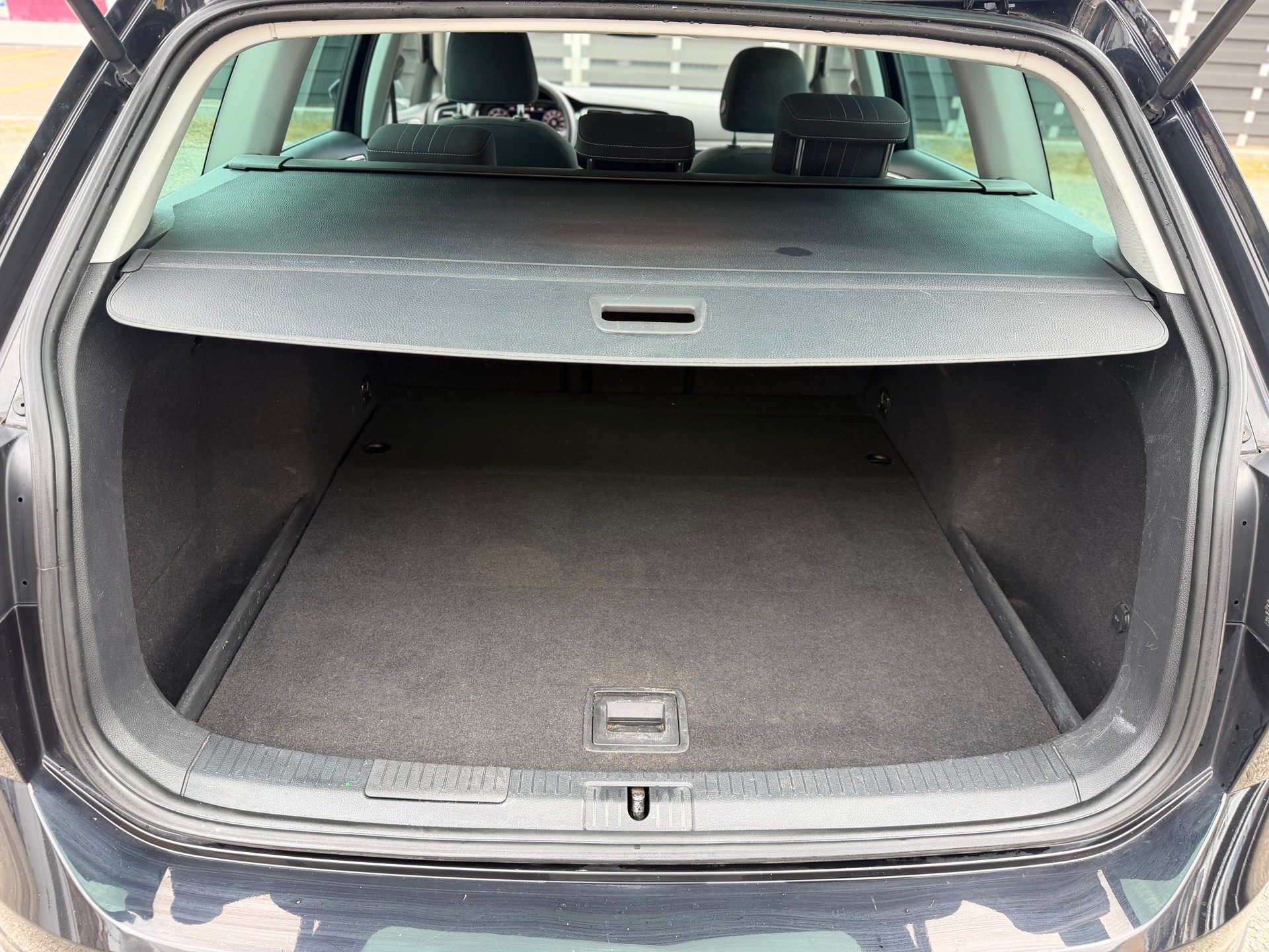 VW Golf 2.0 TDI Alltrack 4Motion DSG-image-14
