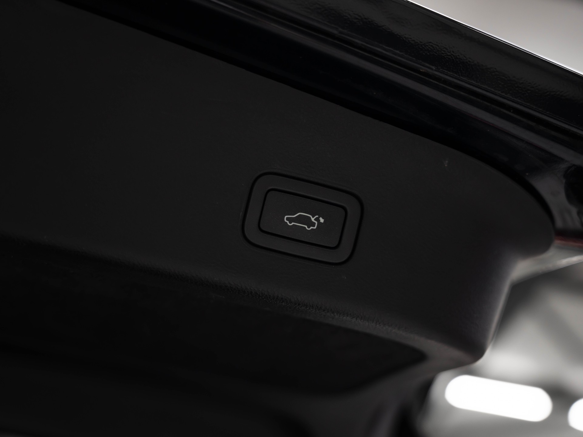 LAND ROVER Range Rover Sport 5.0 V8 SC Automatic-image-28