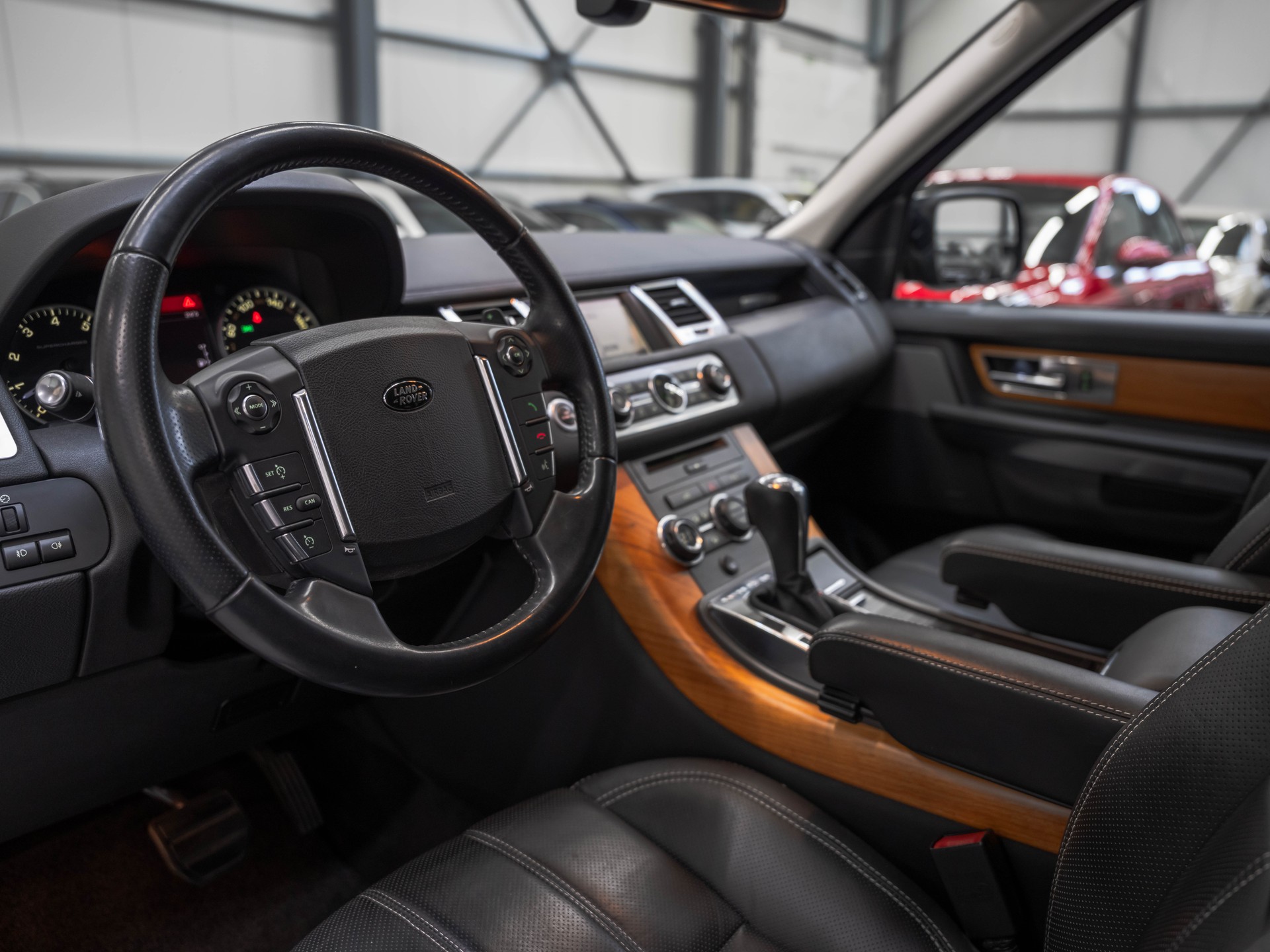 LAND ROVER Range Rover Sport 5.0 V8 SC Automatic-image-7