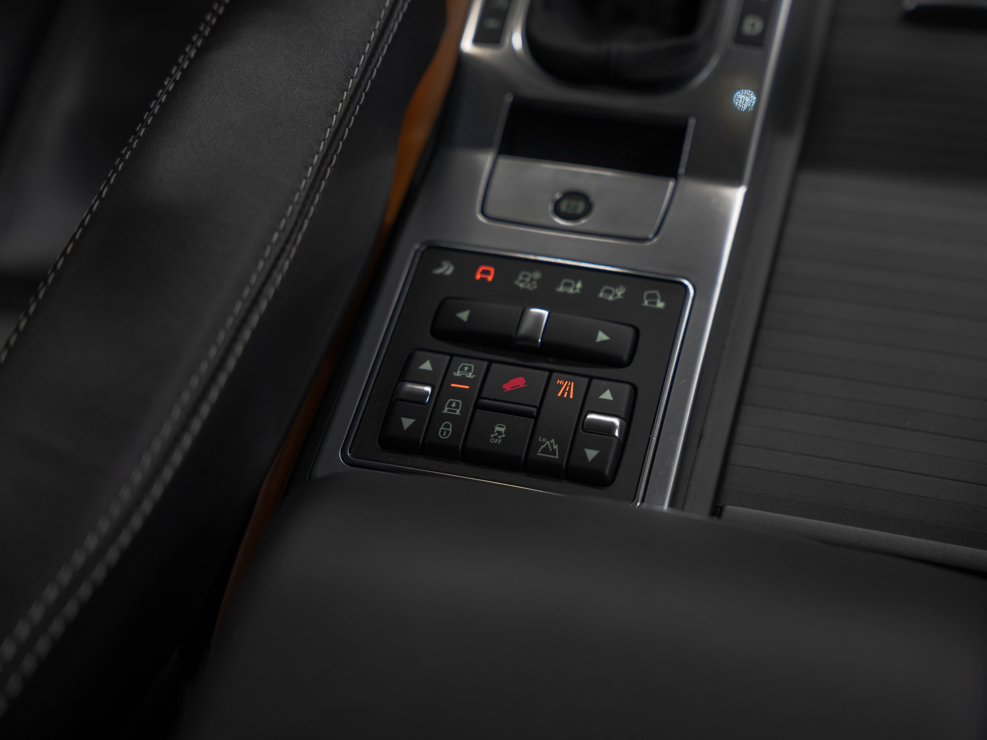 LAND ROVER Range Rover Sport 5.0 V8 SC Automatic-image-22